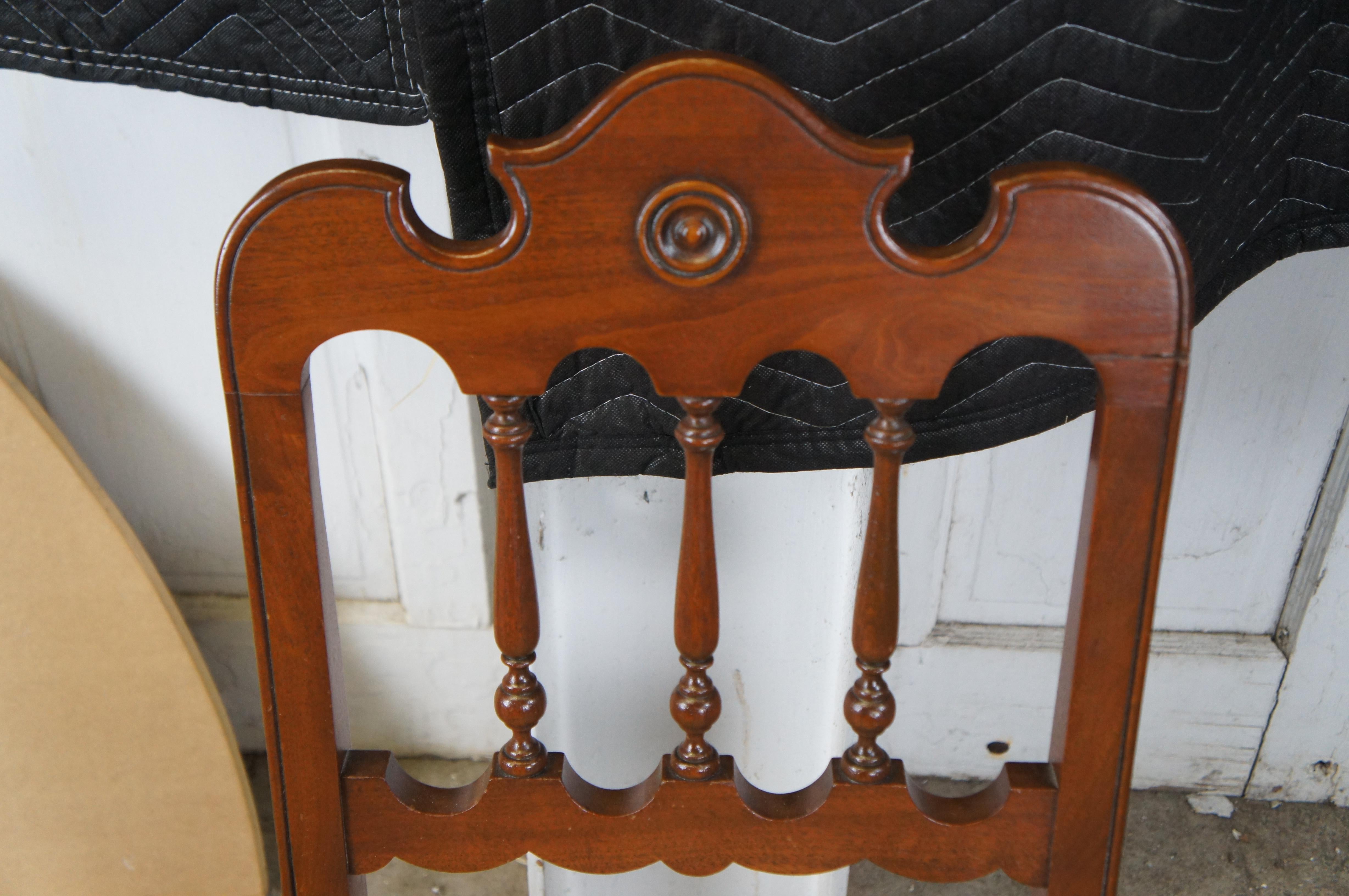 20ième siècle Ancienne chaise d'appoint brodée du début du 20ème siècle du Michigan Chair Company en vente
