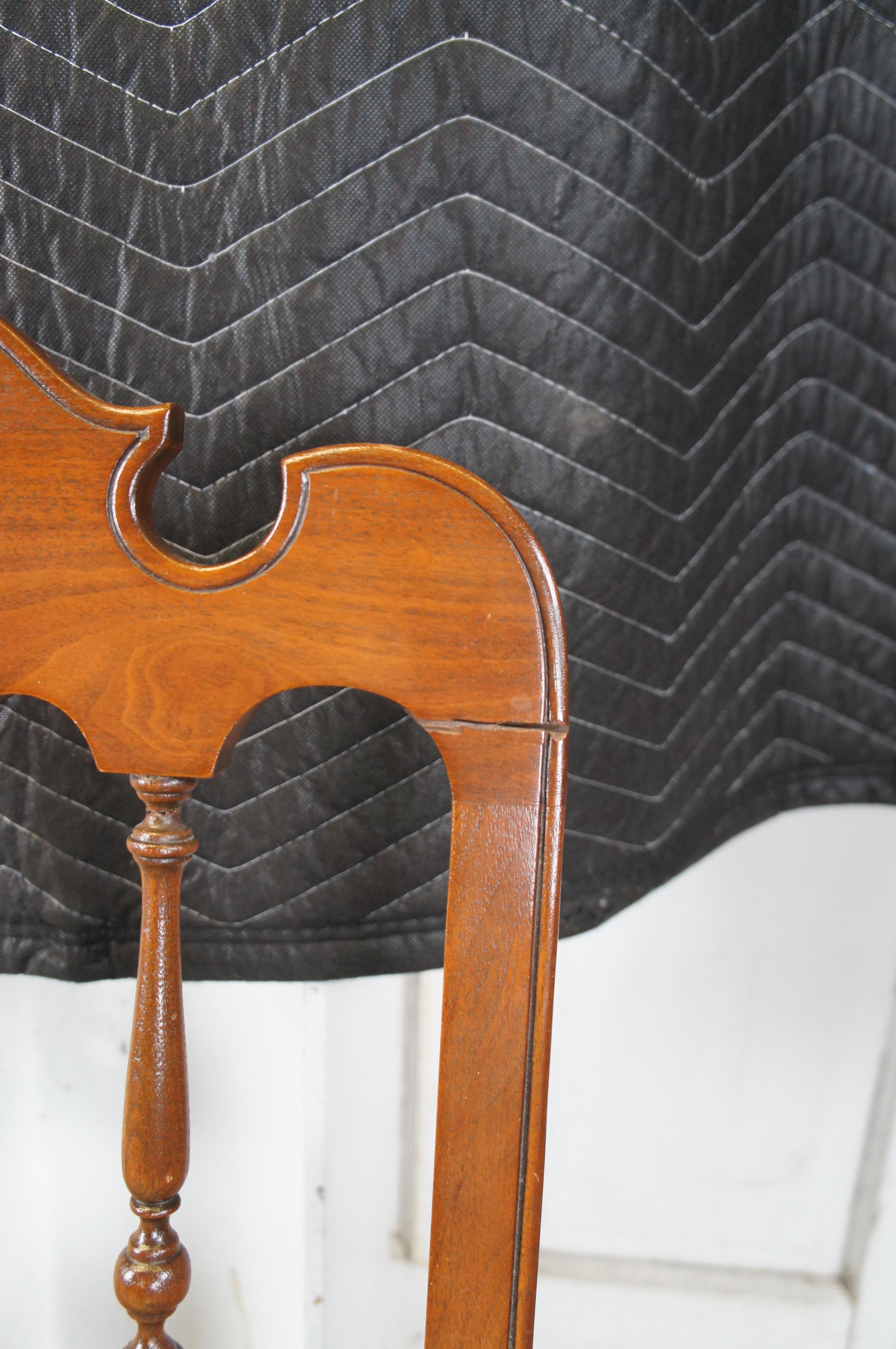 Ancienne chaise d'appoint brodée du début du 20ème siècle du Michigan Chair Company en vente 2