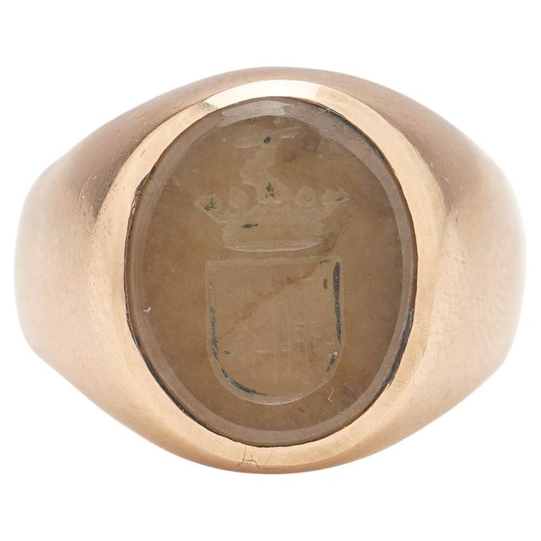 Antique Early 20th Century 18kt Gold Men's Ring with Carved Hardstone ...