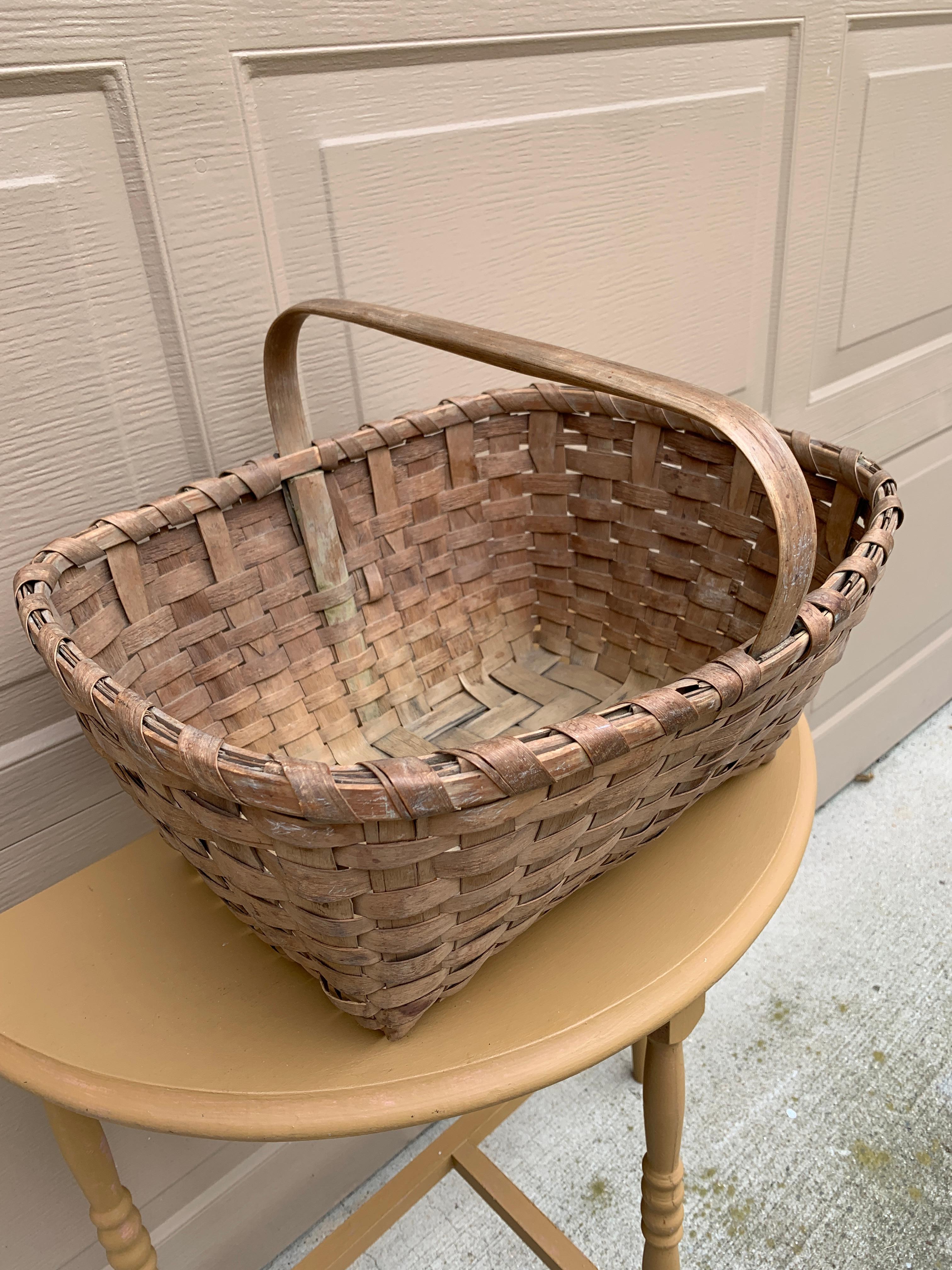 Panier ancien en chêne fendu américain du début du 20e siècle Bon état - En vente à Elkhart, IN