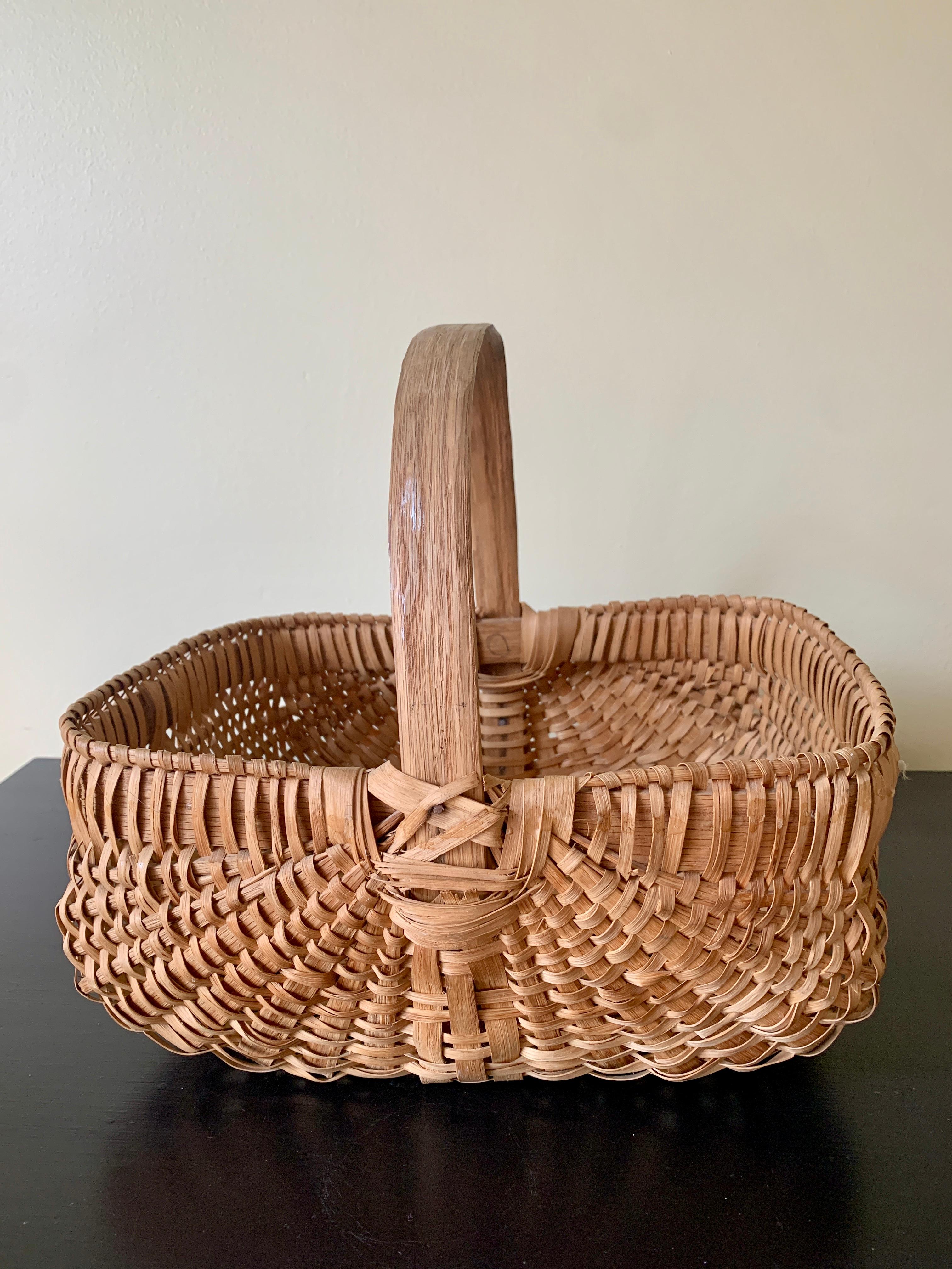 Antique Early 20th Century American Splint Oak Basket For Sale 3