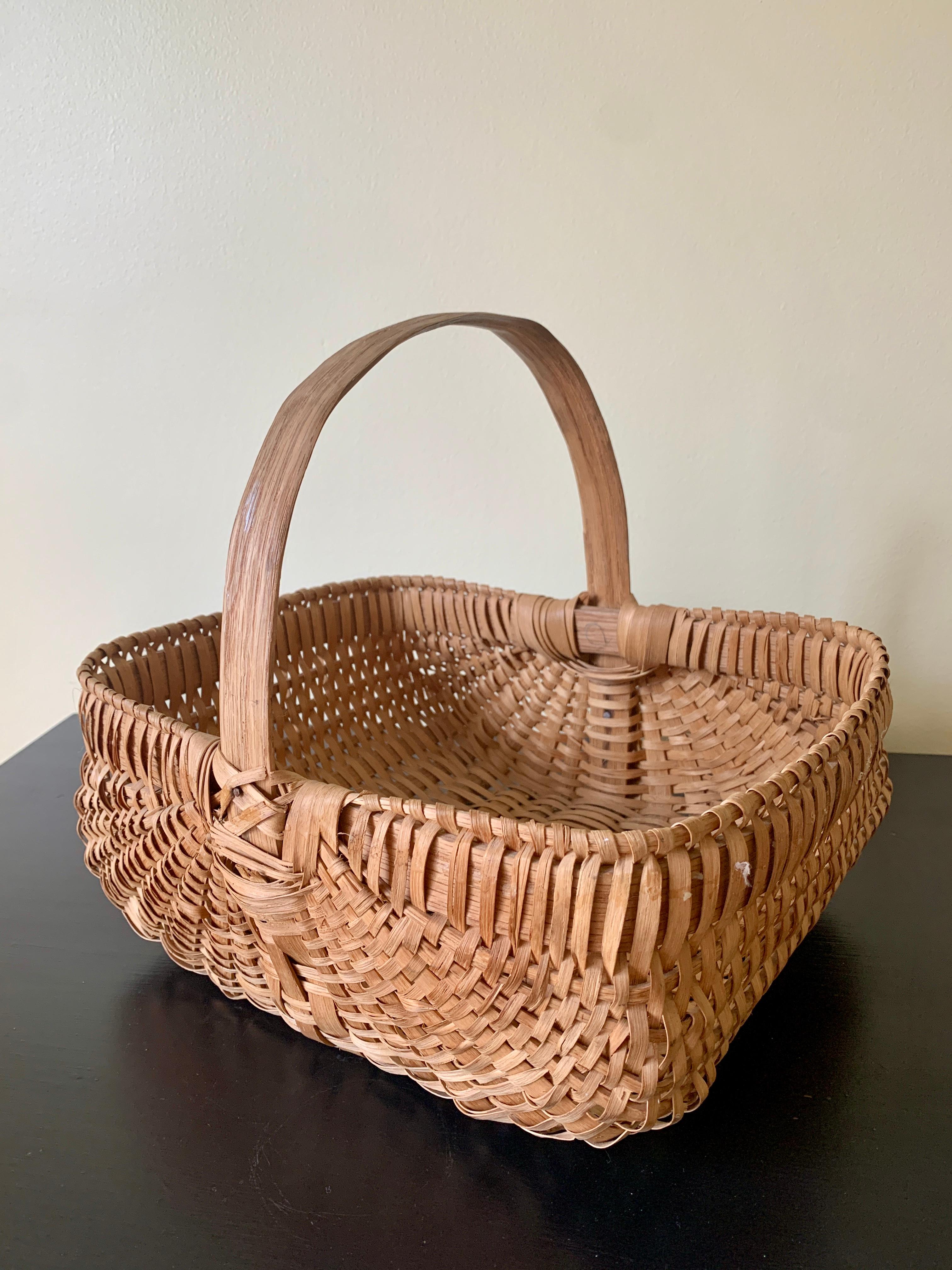 Antique Early 20th Century American Splint Oak Basket For Sale 4