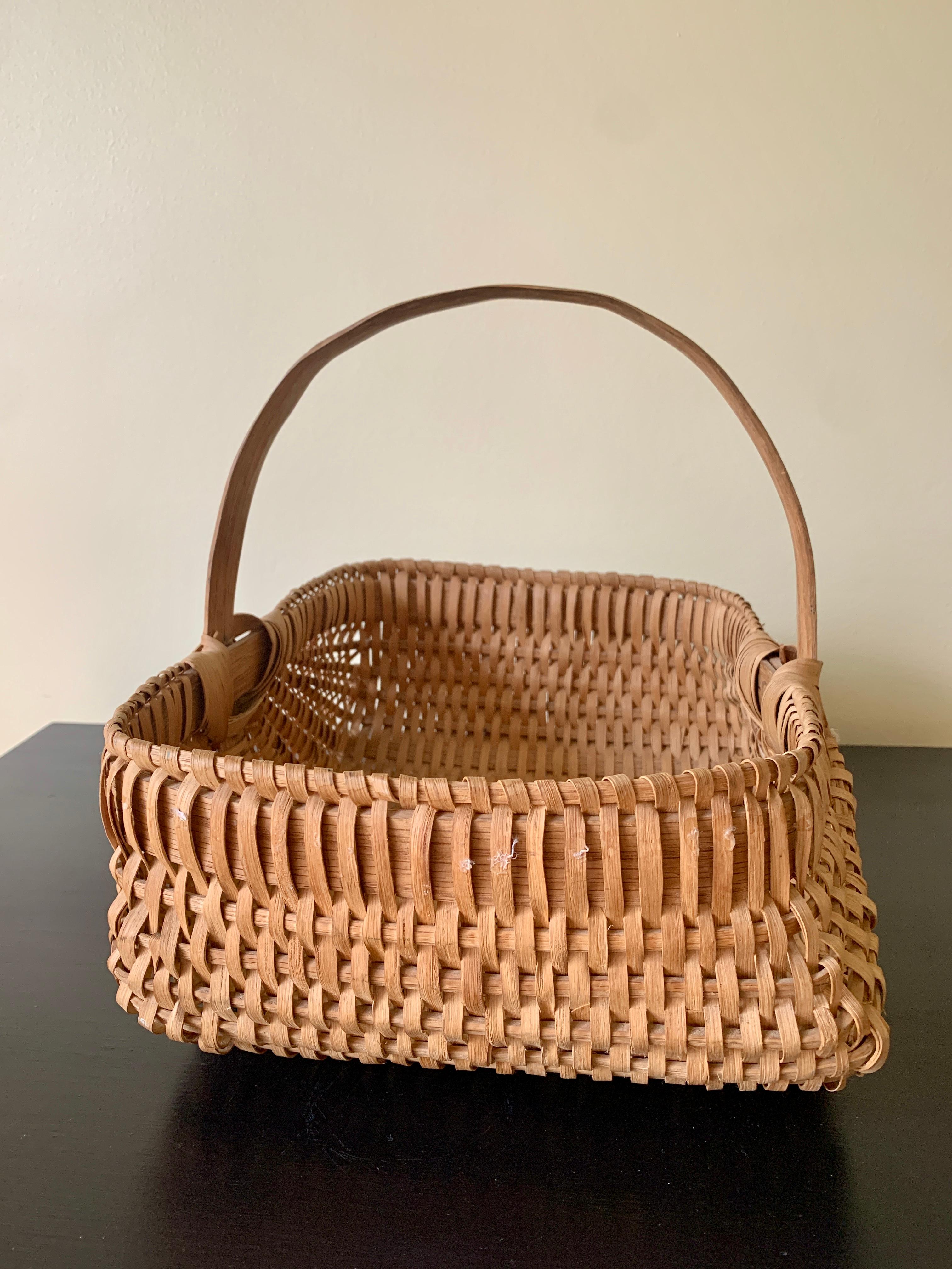 Antique Early 20th Century American Splint Oak Basket For Sale 5