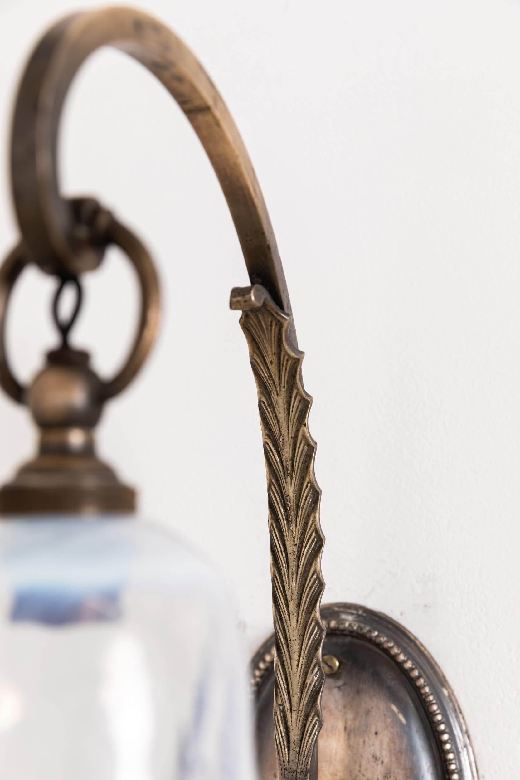 Art Nouveau Lampada da parete in vetro vaselina GEC dell'inizio del XX secolo C.C. in vendita