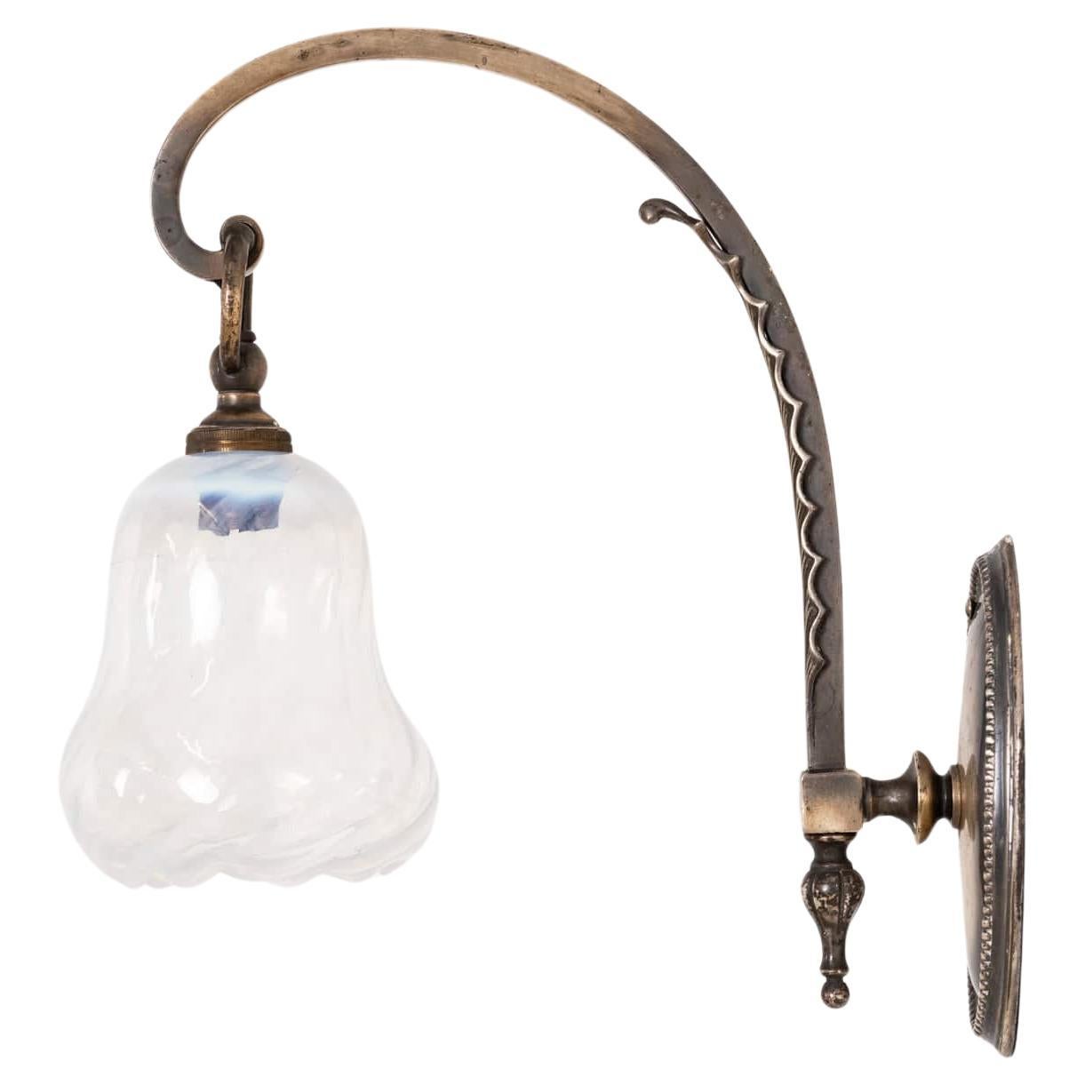 Lampada da parete in vetro vaselina GEC dell'inizio del XX secolo C.C.