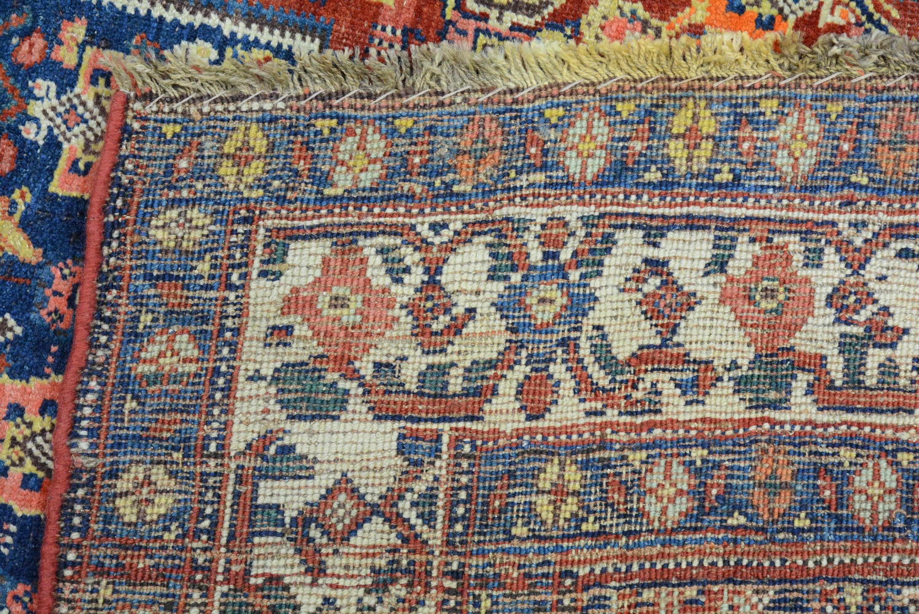 Tapis ancien Bidjar du début du 20e siècle en vente 2