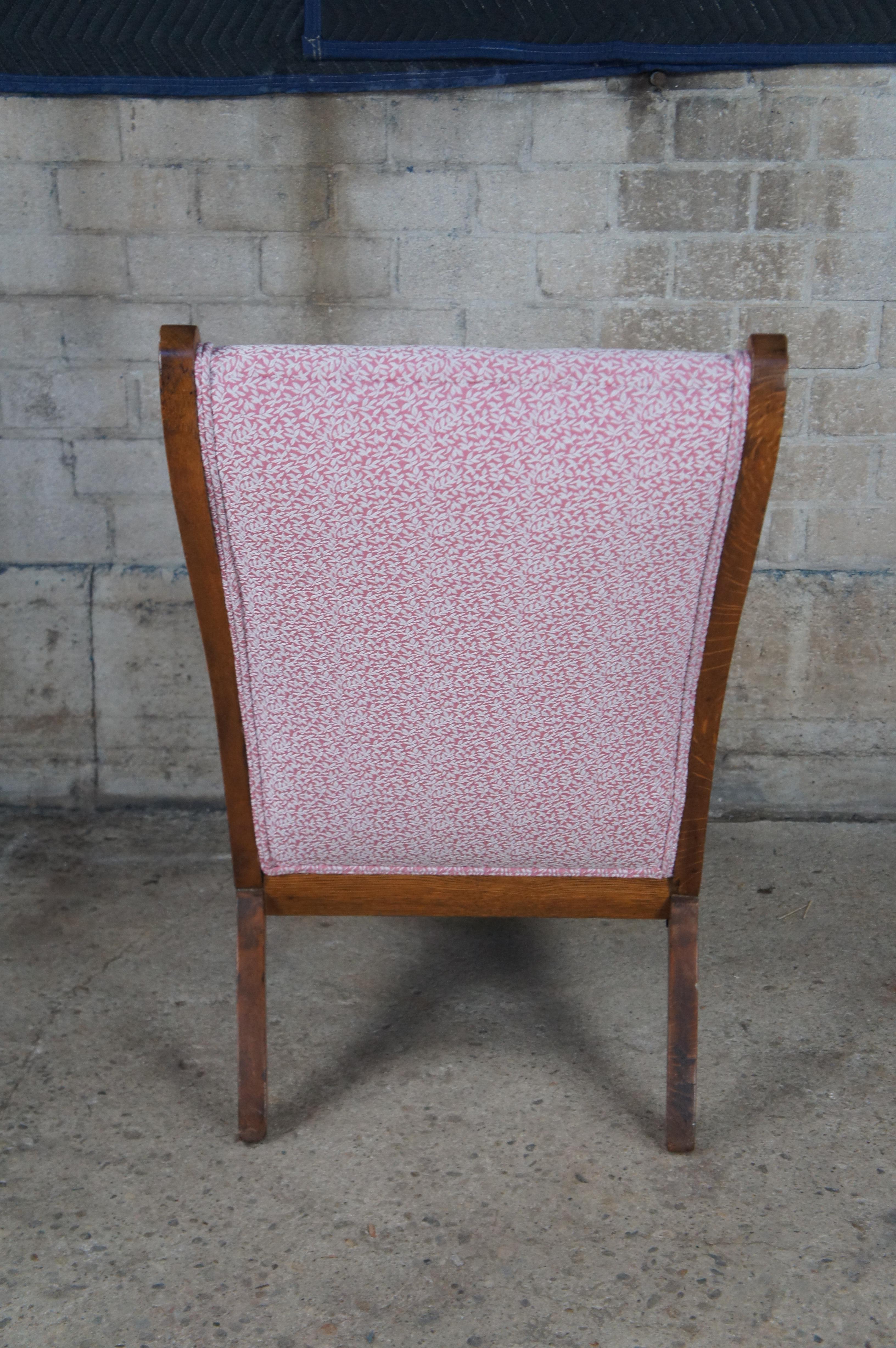 Antique Early 20th Century Colonial Oak Plantation Lounge Arm Chair en vente 1