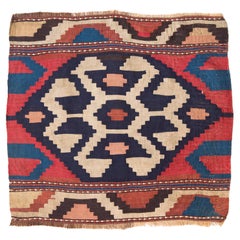 Pièce de fuseau Kilim caucasien ancienne tissée du début du 20e siècle - teintée naturelle