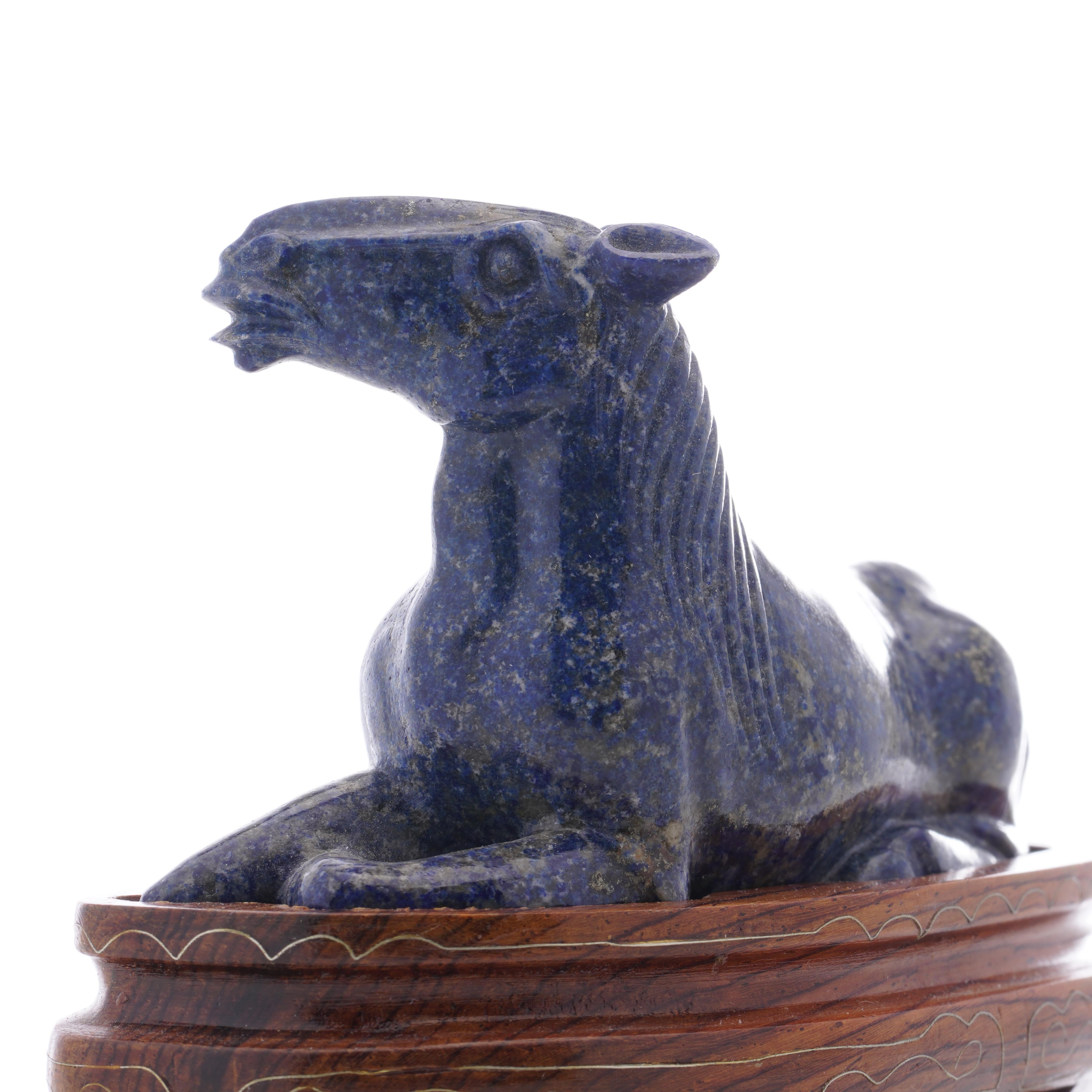 Antique Early 20th Century Chinese Carved Lapis Lazuli Horse Figurine For Sale 4