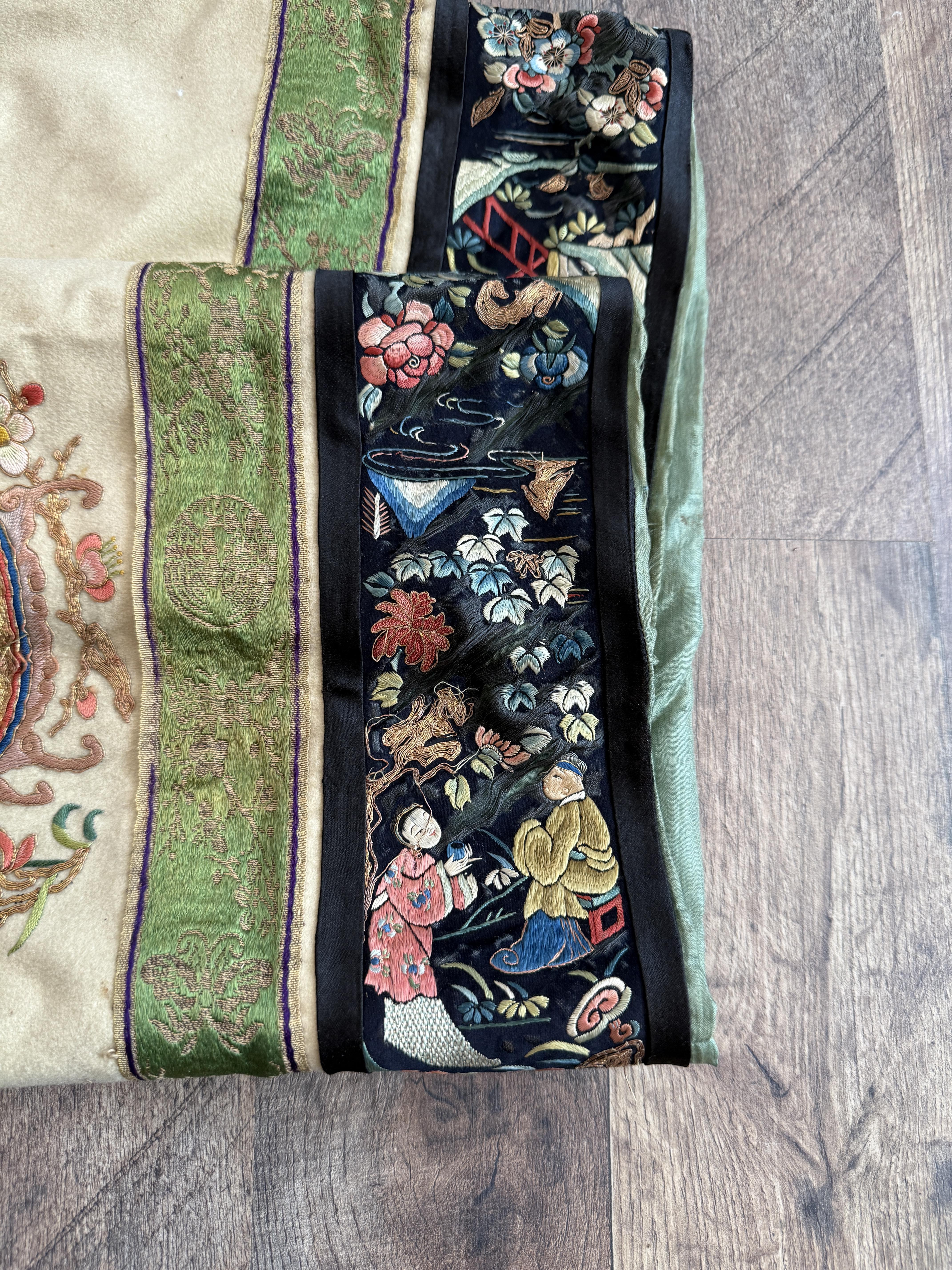 Antique Early 20th Century Chinese Silk Felt Robe with Embroidered Floral Design 5