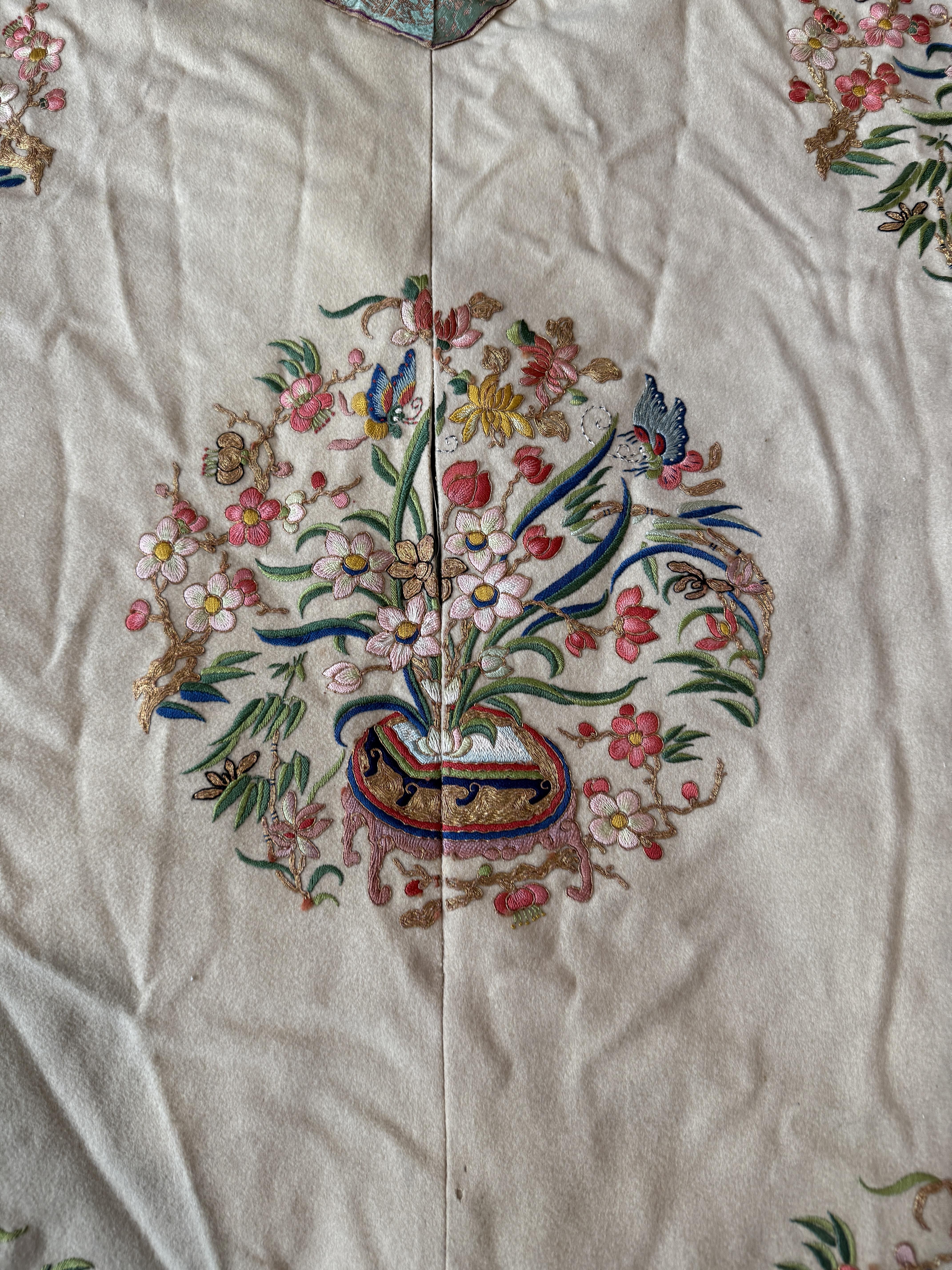Antique Early 20th Century Chinese Silk Felt Robe with Embroidered Floral Design 11