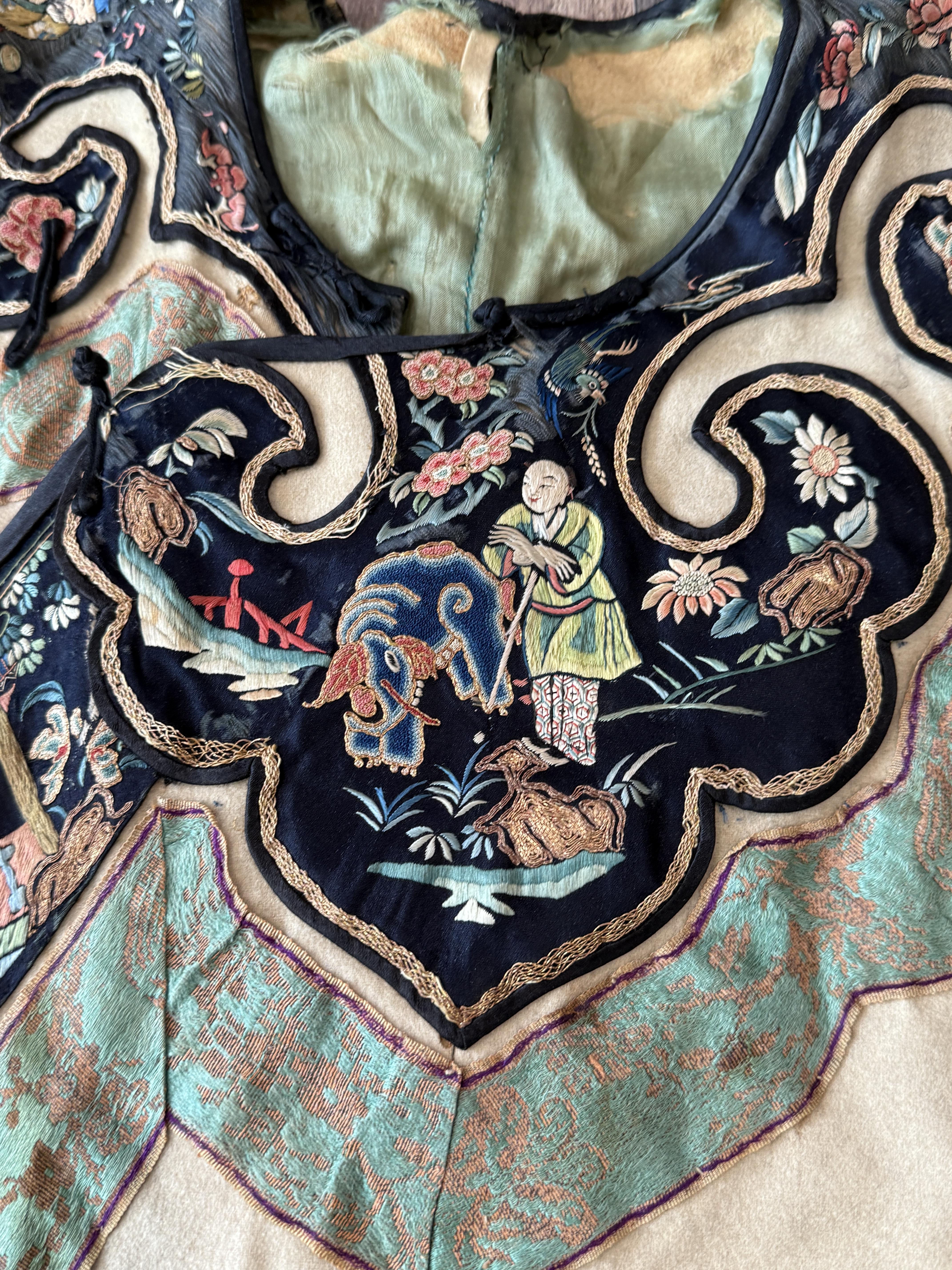 Antique Early 20th Century Chinese Silk Felt Robe with Embroidered Floral Design 3