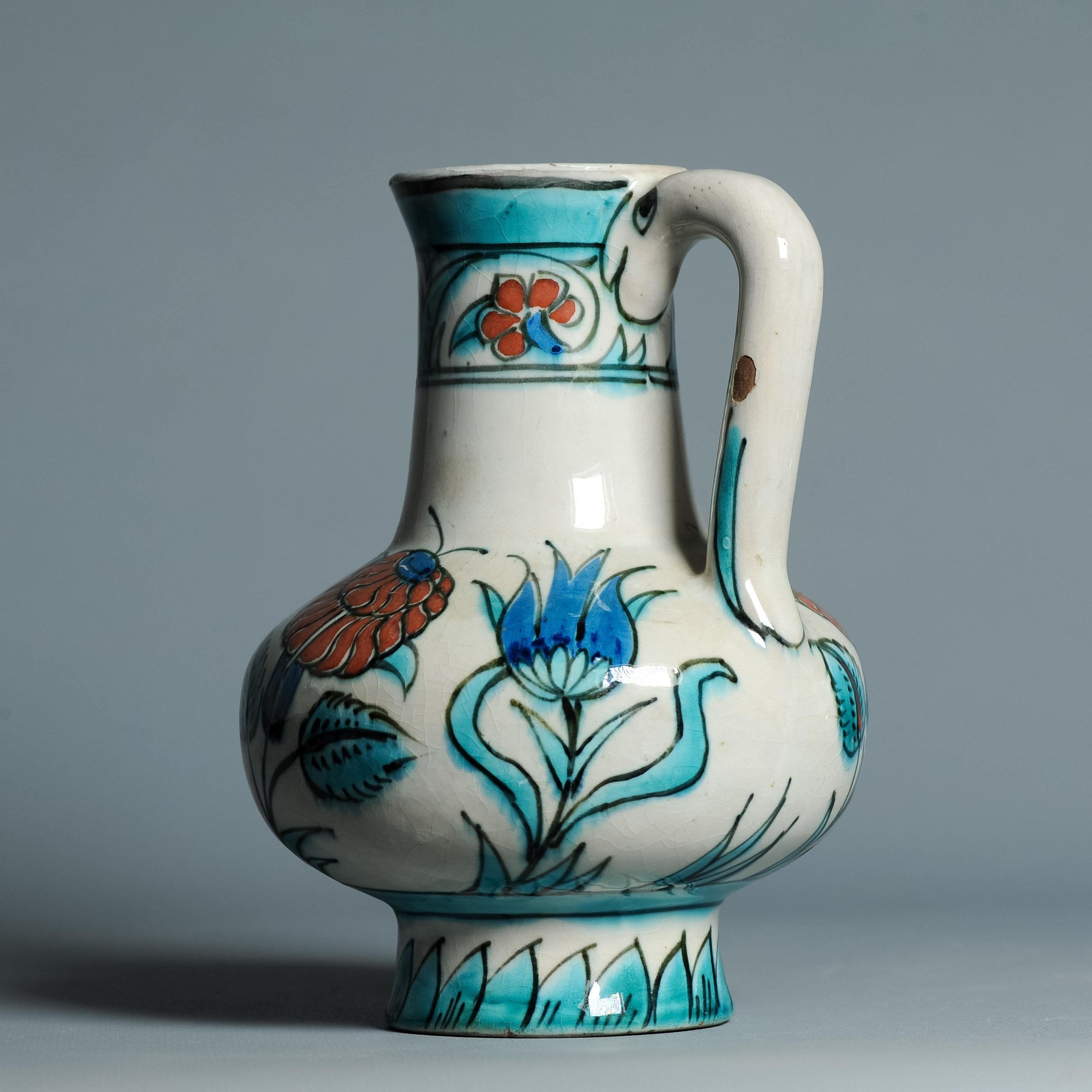 Porcelaine Ancienne cruche hollandaise en faïence de Delft de style Iznik, début du 20e siècle, vers 1910 en vente