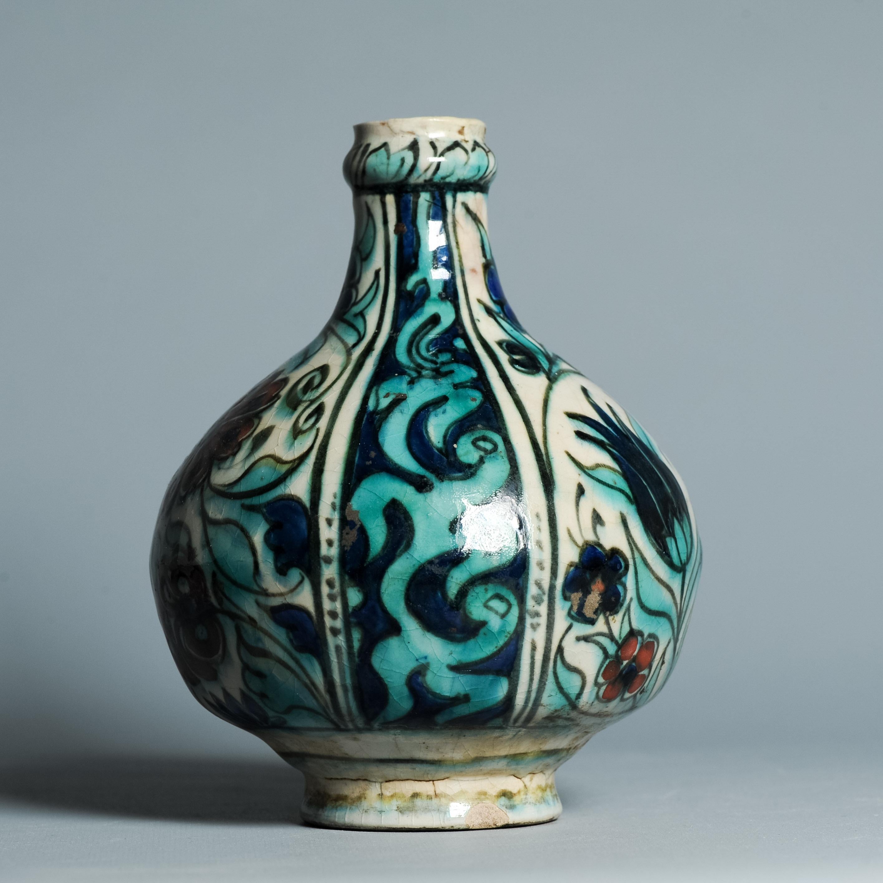 Vase ancien du début du 20e siècle en faïence hollandaise de Delft de style Iznik, vers 1910 en vente 7