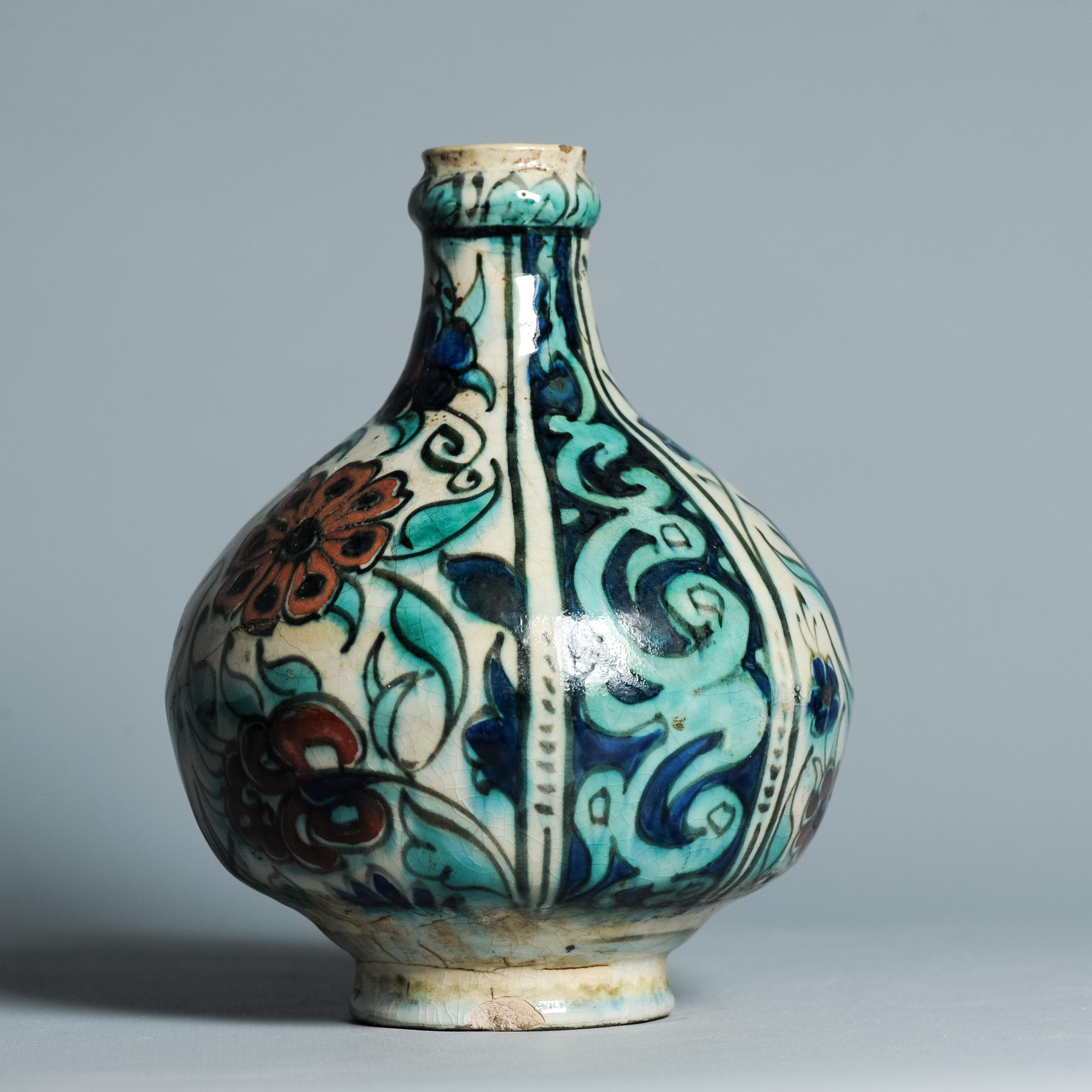 Vase ancien du début du 20e siècle en faïence hollandaise de Delft de style Iznik, vers 1910 en vente 8