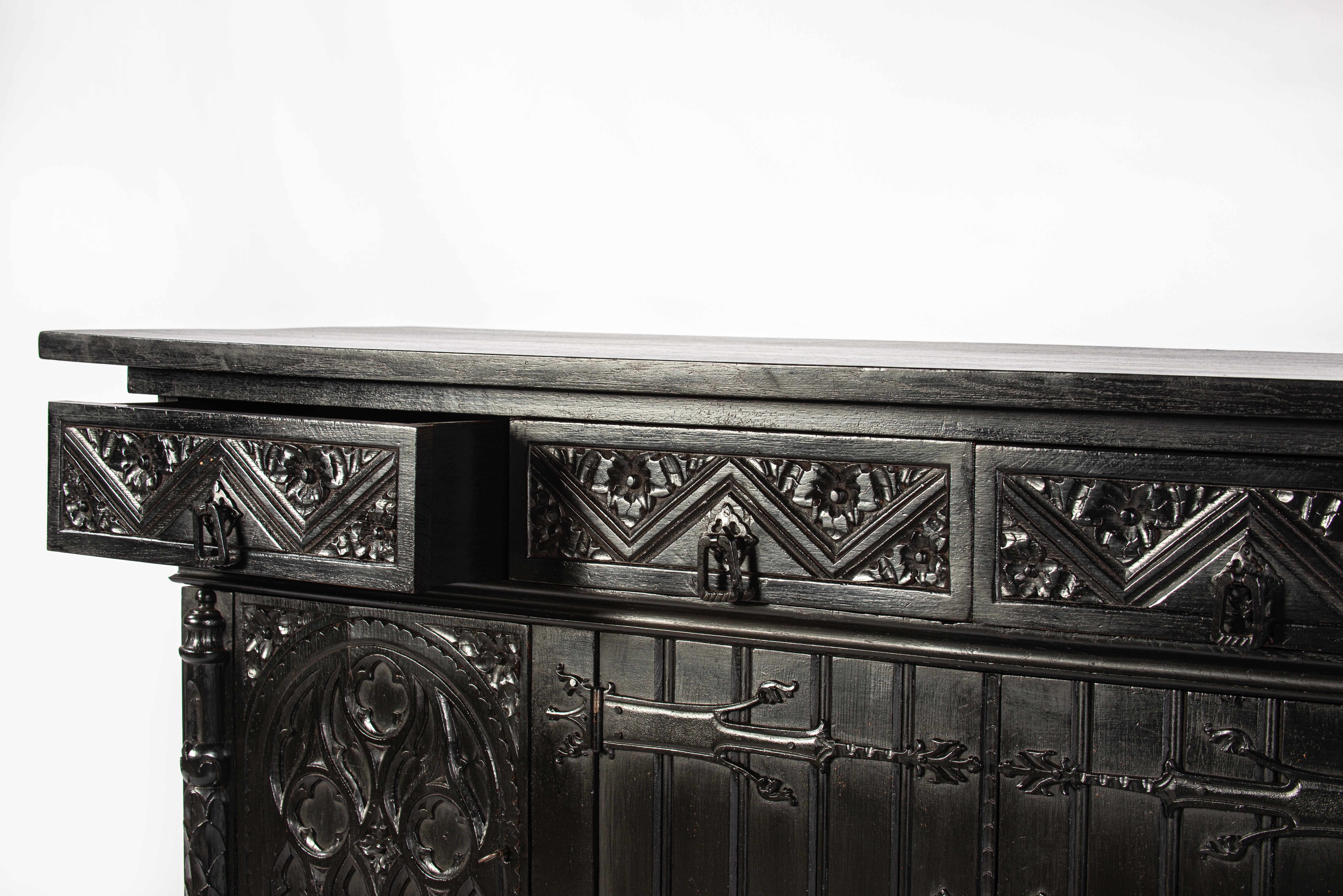 Antique early 20th century Dutch handcarved blackened oak neo gothic sideboard. For Sale 4