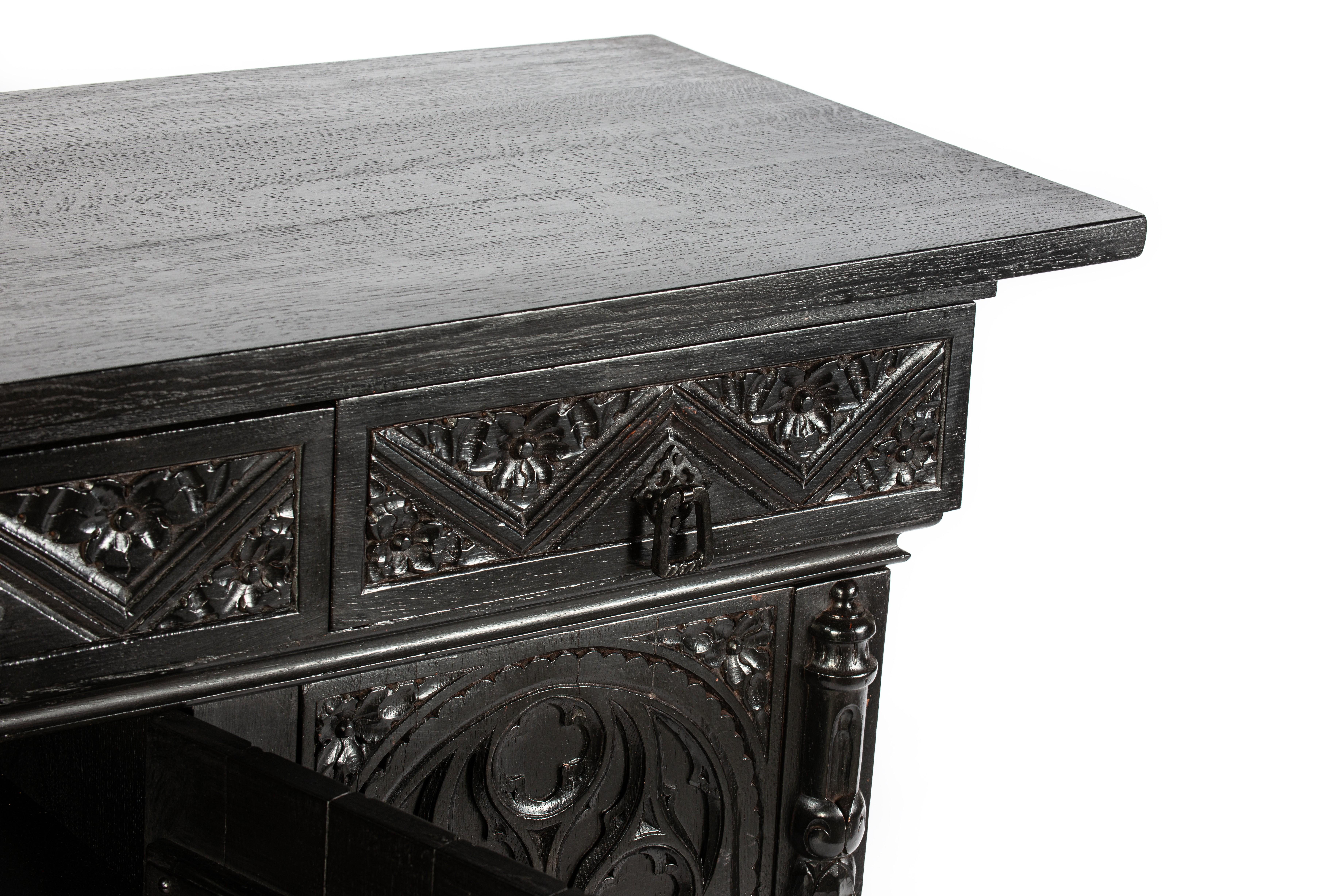 Antique early 20th century Dutch handcarved blackened oak neo gothic sideboard. For Sale 11