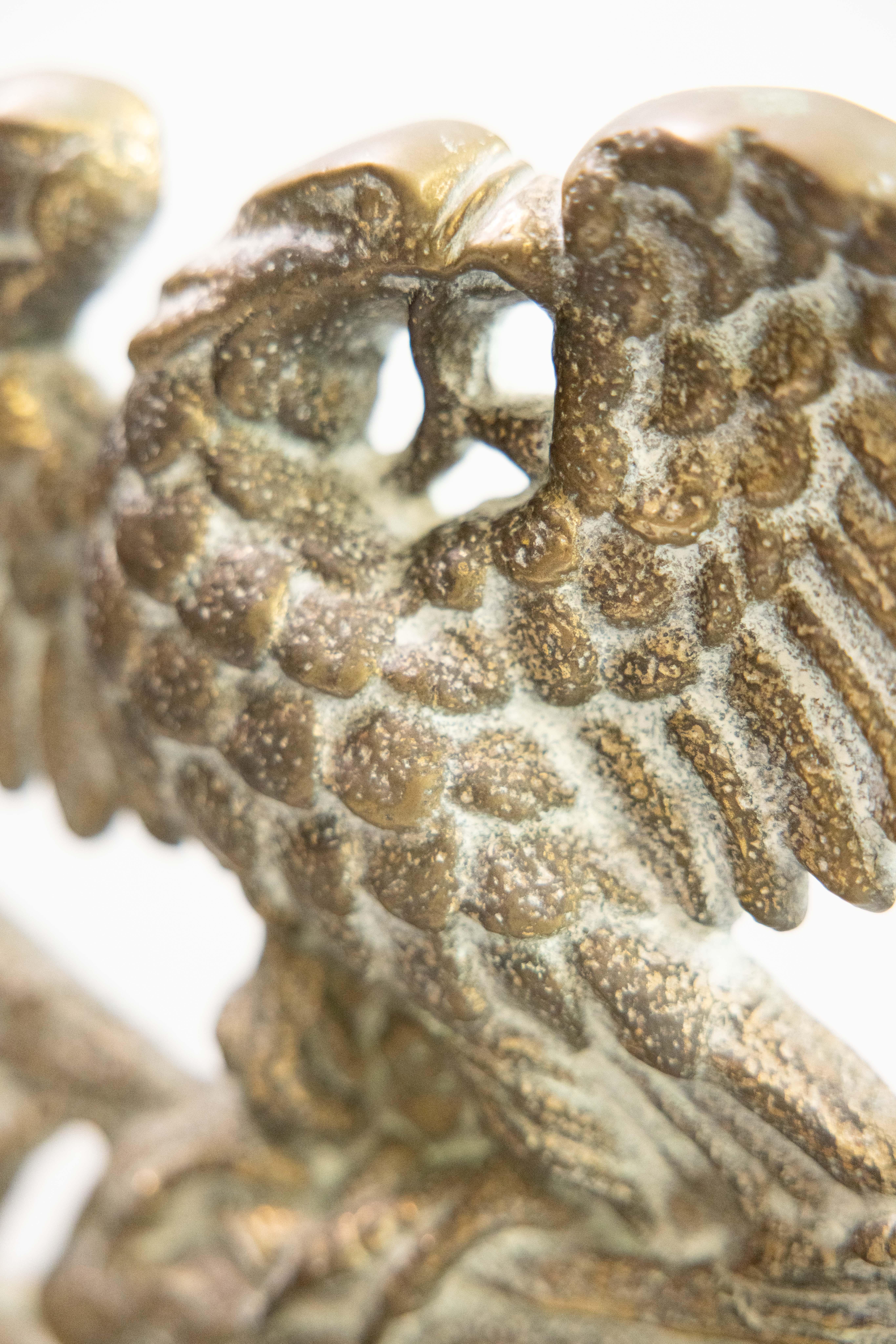 Début du 20ème siècle Ancien butoir de porte Aigle en laiton de l'Amérique fédérale du début du 20e siècle en vente