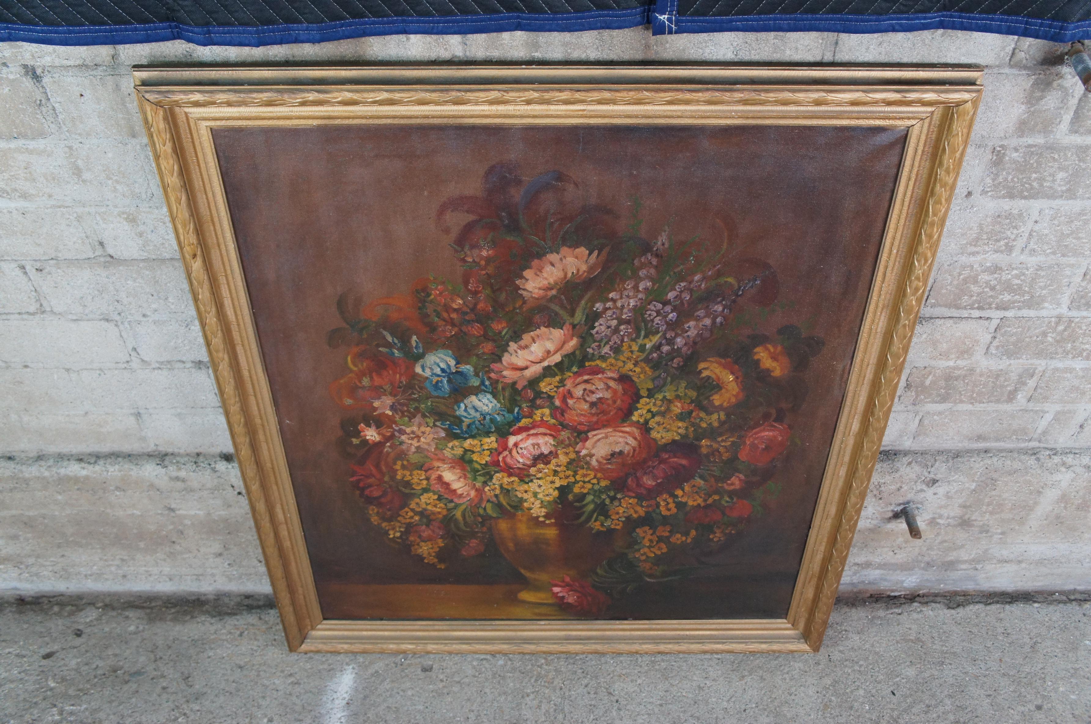 Antique Early 20th Century Floral Bouquet of Flowers Still Life Oil Painting In Good Condition In Dayton, OH