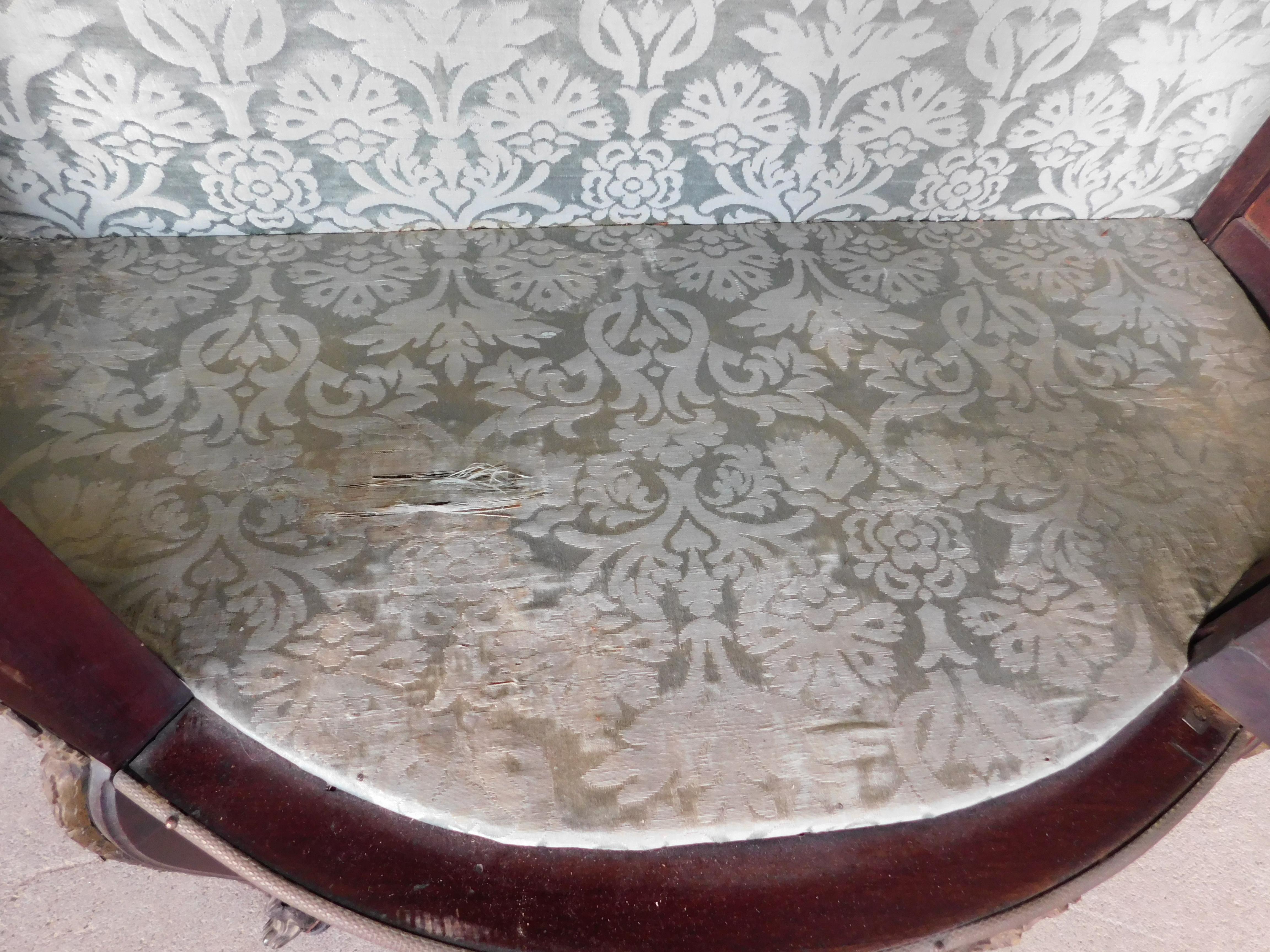 Antiquité, début du 20e siècle, vitrine en verre de style Louis XV français en vente 6