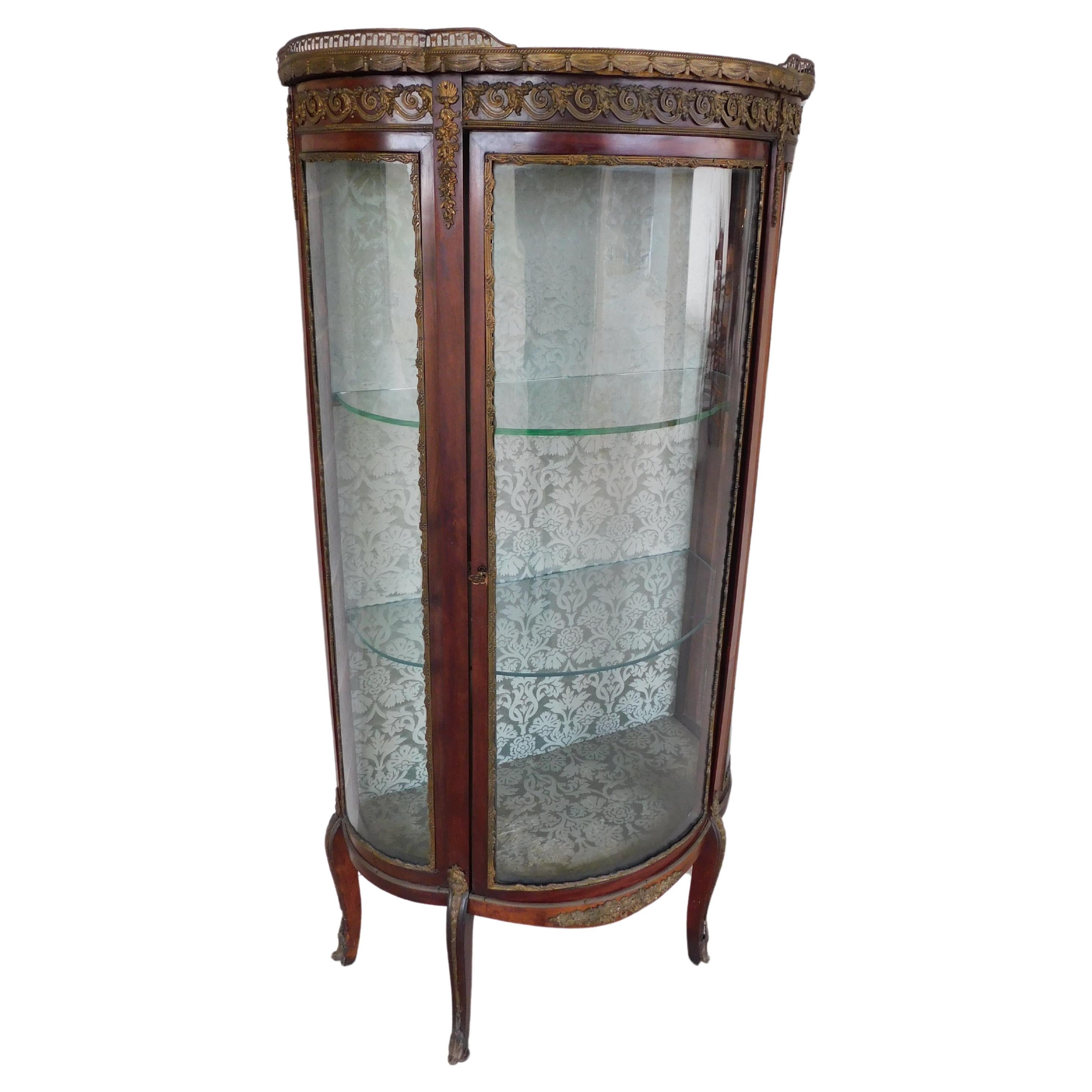 Antique Early 20th Century French Louis XV Style Vitrine Glass Display Cabinet For Sale