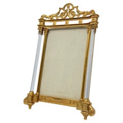 Marco antiguo dorado de principios del siglo XX Fecha Circa 1900 Francia