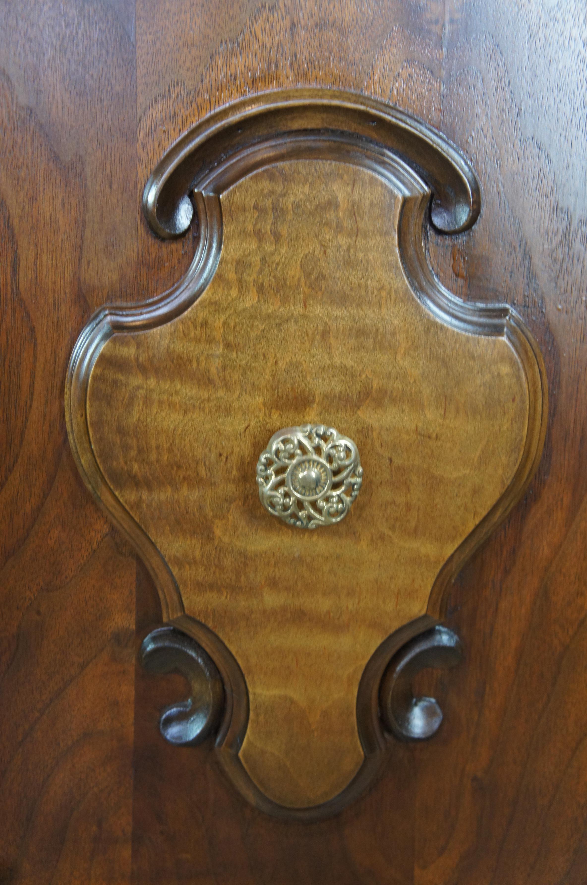 Antique Early 20th Century Jacobean Elizabethan Walnut Buffet Burled Sideboard 1