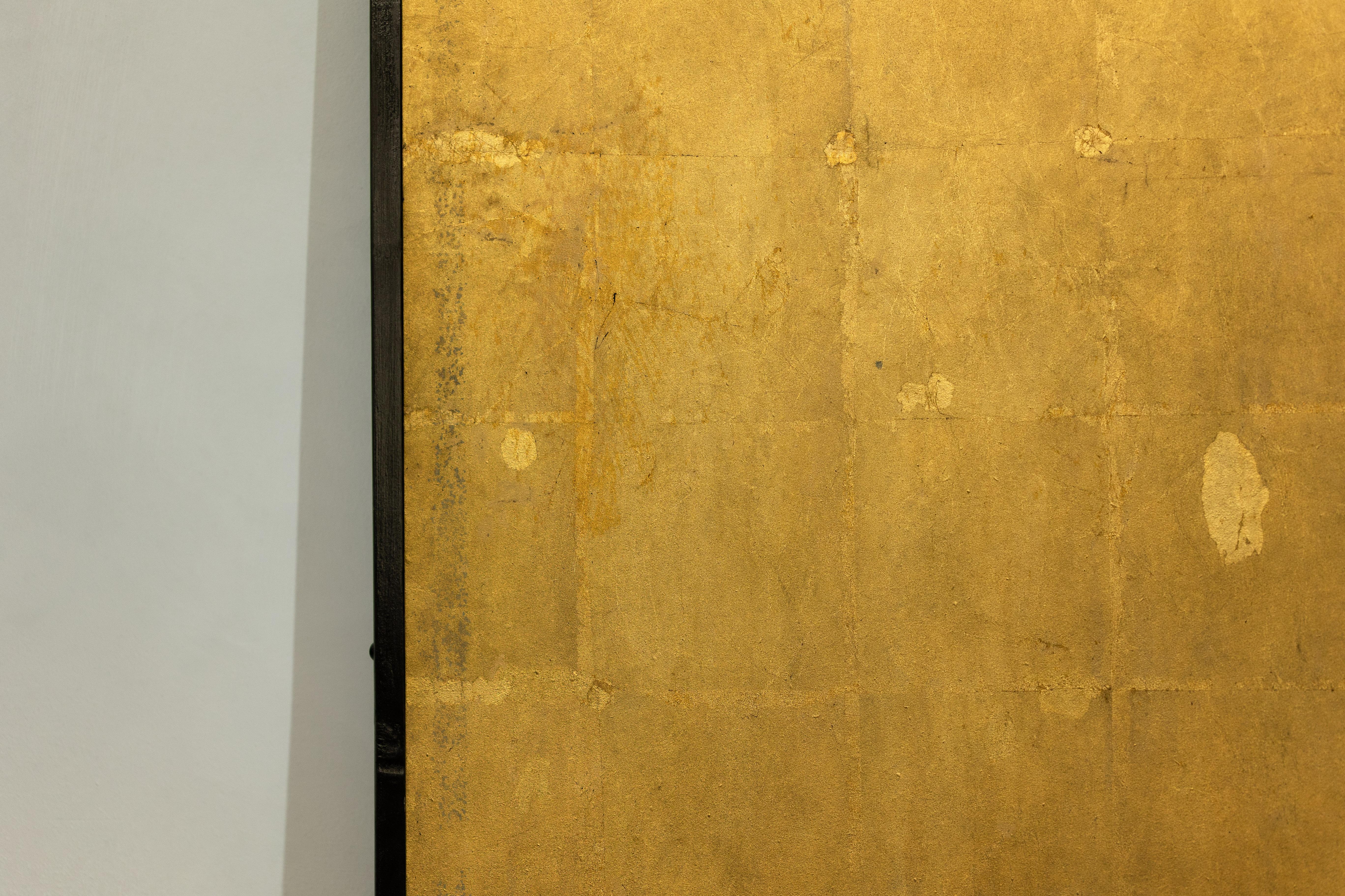 Antique Early 20th-Century Japanese Two-Panel Gold-Leaf Byōbu Screen For Sale 5