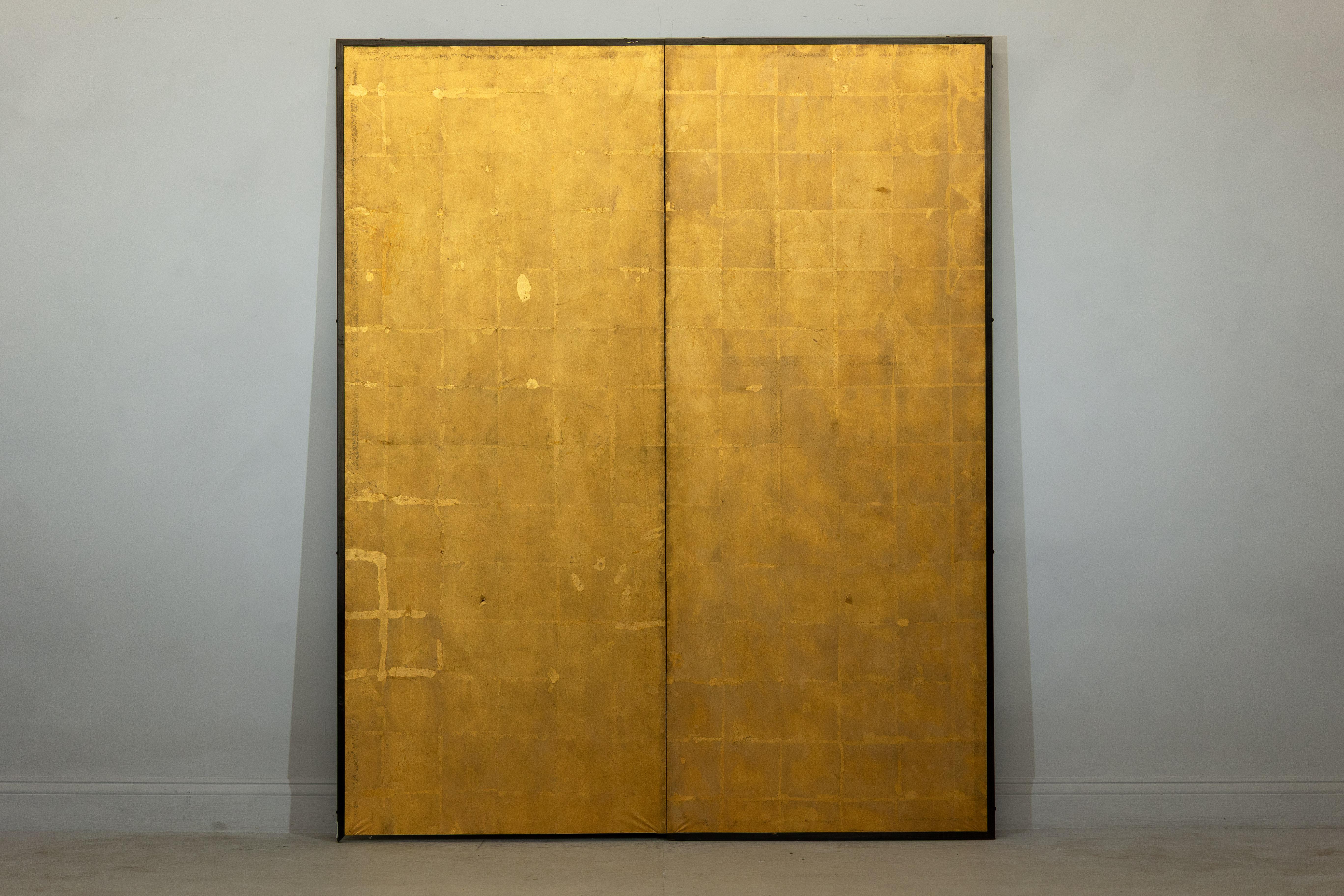 Ebonized Antique Early 20th-Century Japanese Two-Panel Gold-Leaf Byōbu Screen For Sale