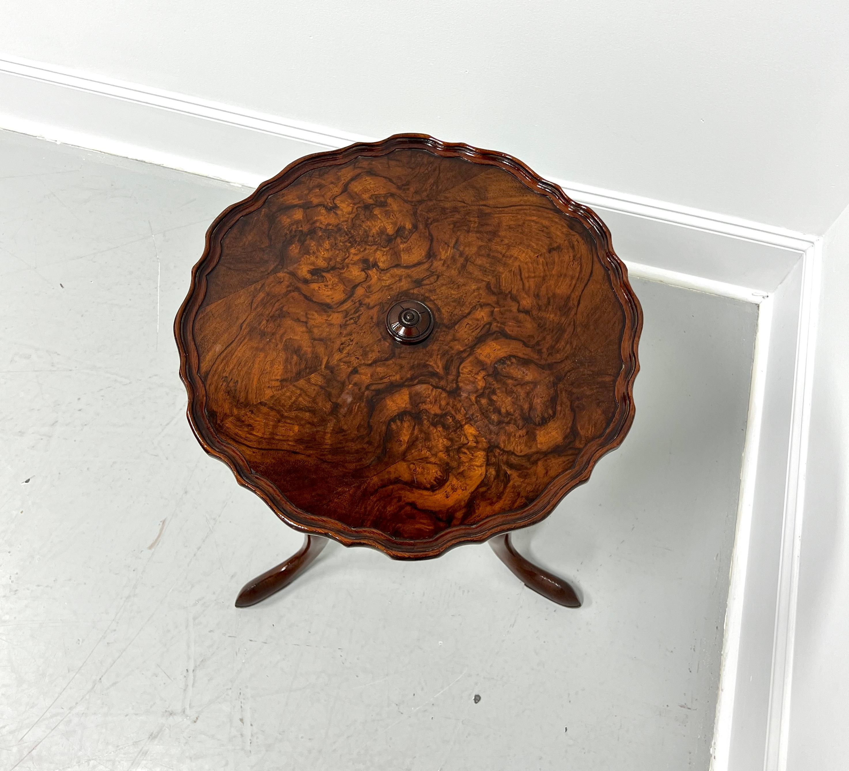 Chippendale Antique Early 20th Century Mahogany & Burl Walnut Petite Pie Crust Table For Sale