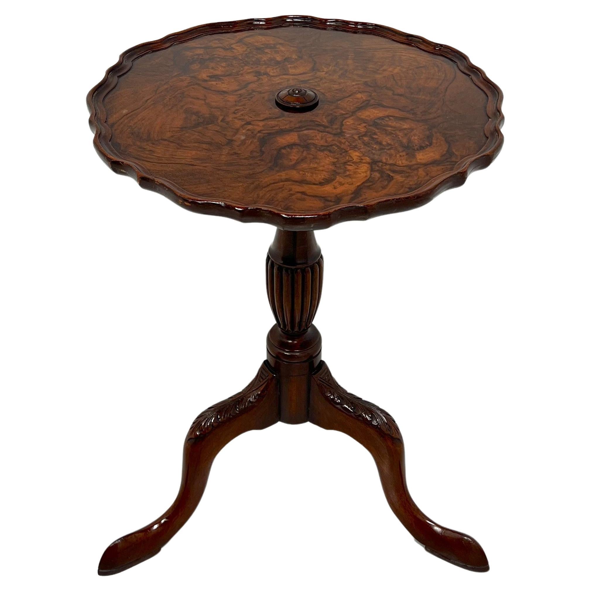 Antique Early 20th Century Mahogany & Burl Walnut Petite Pie Crust Table For Sale