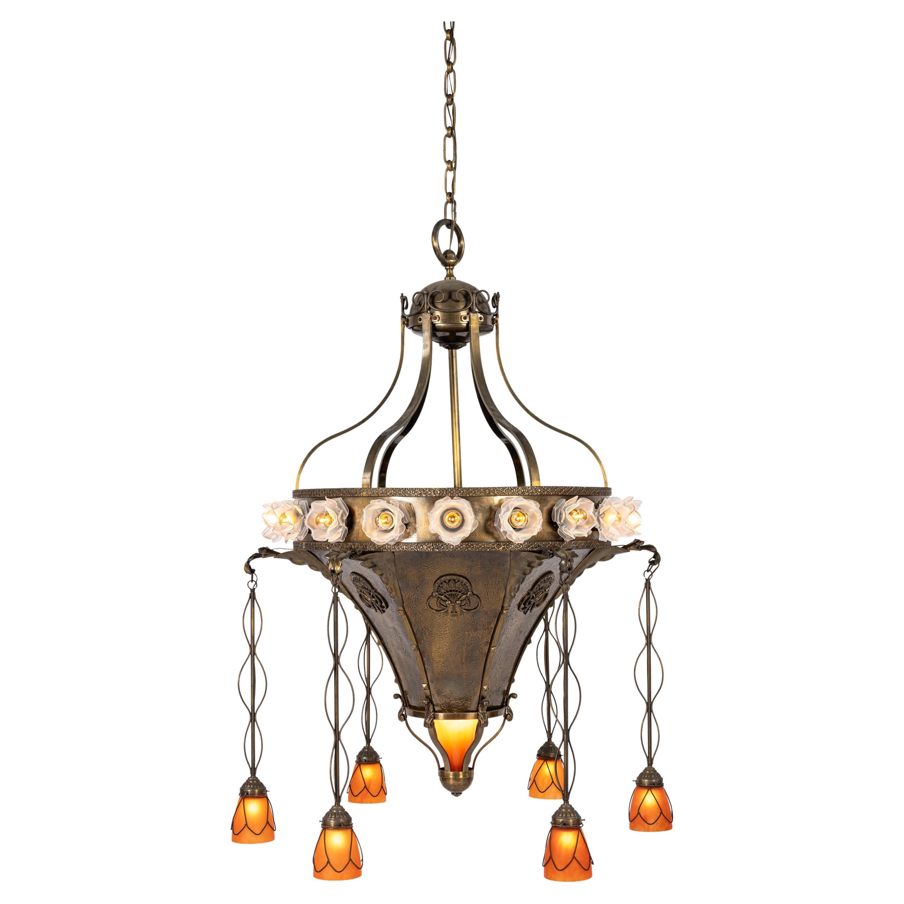 Antica lampada monumentale da centrotavola in ottone e vetro dei primi del Novecento in vendita