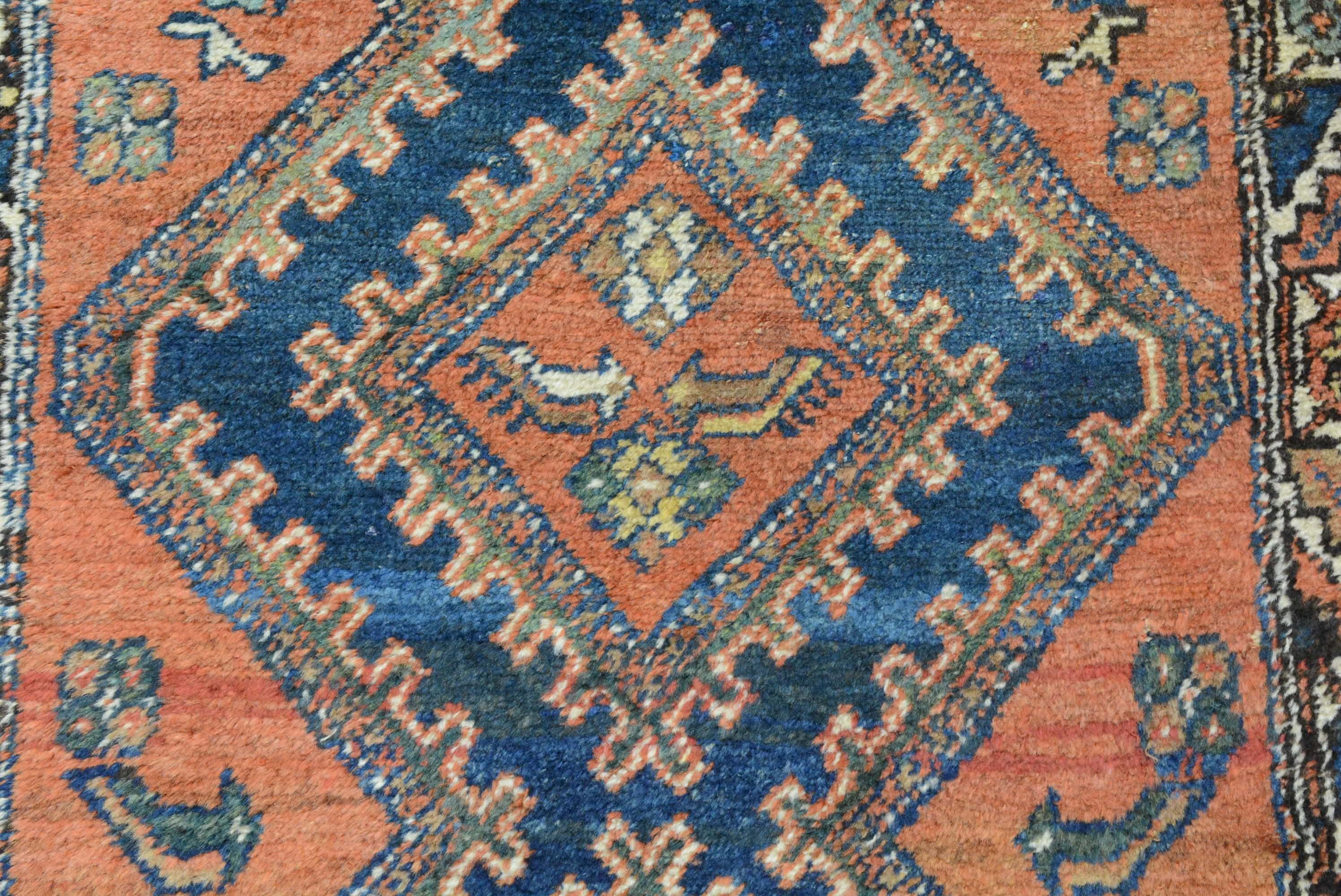 Antiker Nordwest-Perserteppich aus dem frühen 20. (Persisch) im Angebot