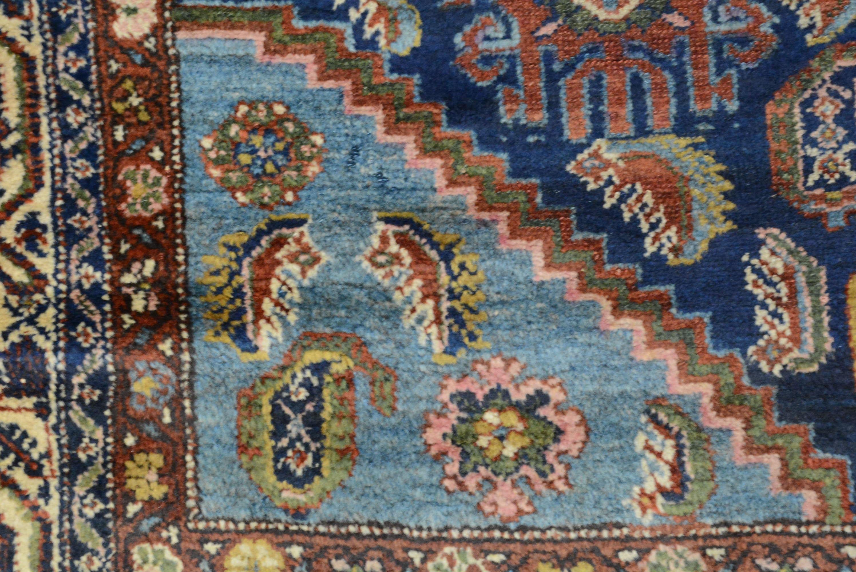 Antiker Nordwest-Perserteppich aus dem frühen 20. (Pflanzlich gefärbt) im Angebot