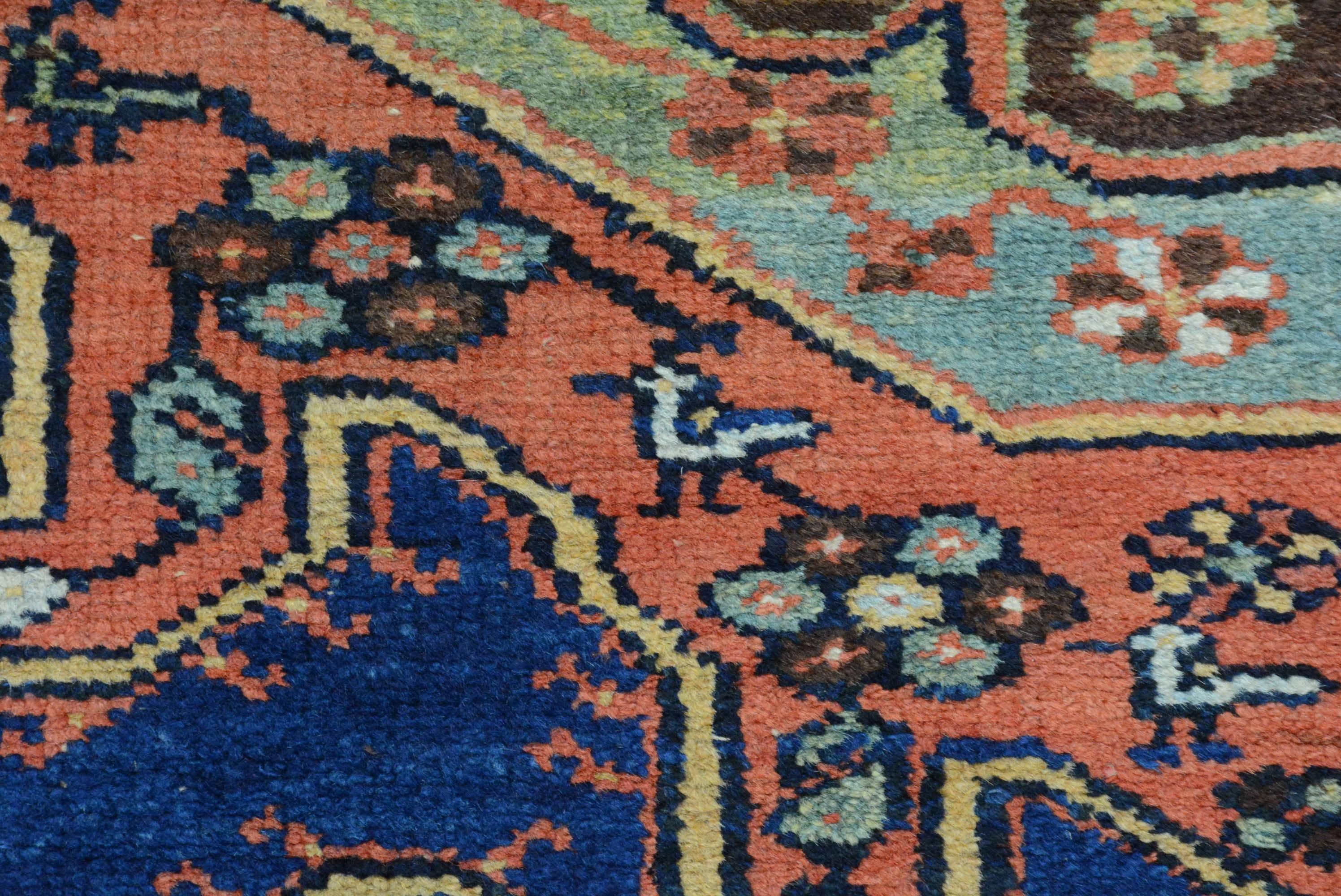 Antique Early 20th Century Northwest Persian Rug (20. Jahrhundert) im Angebot