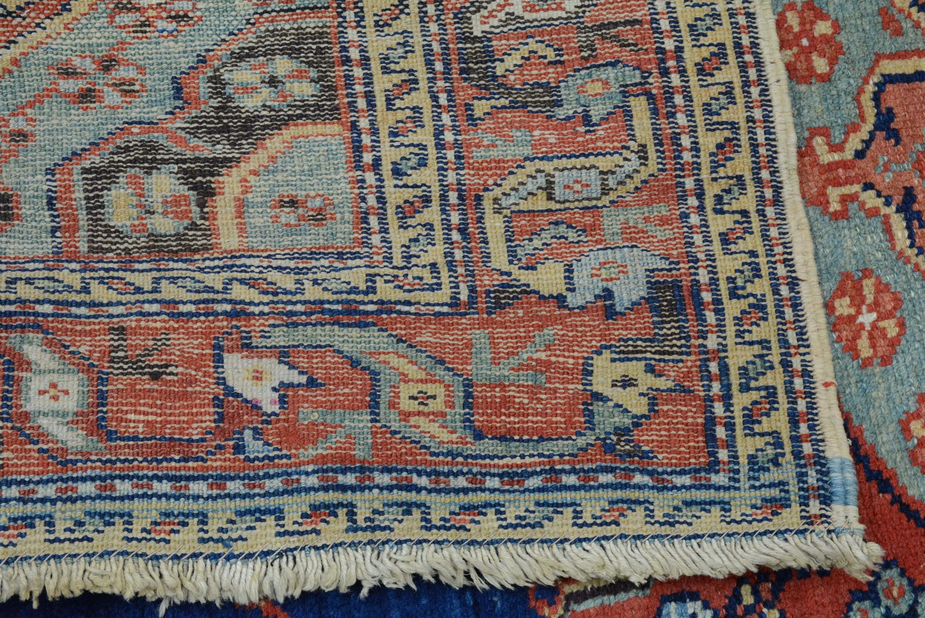 Antique Early 20th Century Northwest Persian Rug im Angebot 1