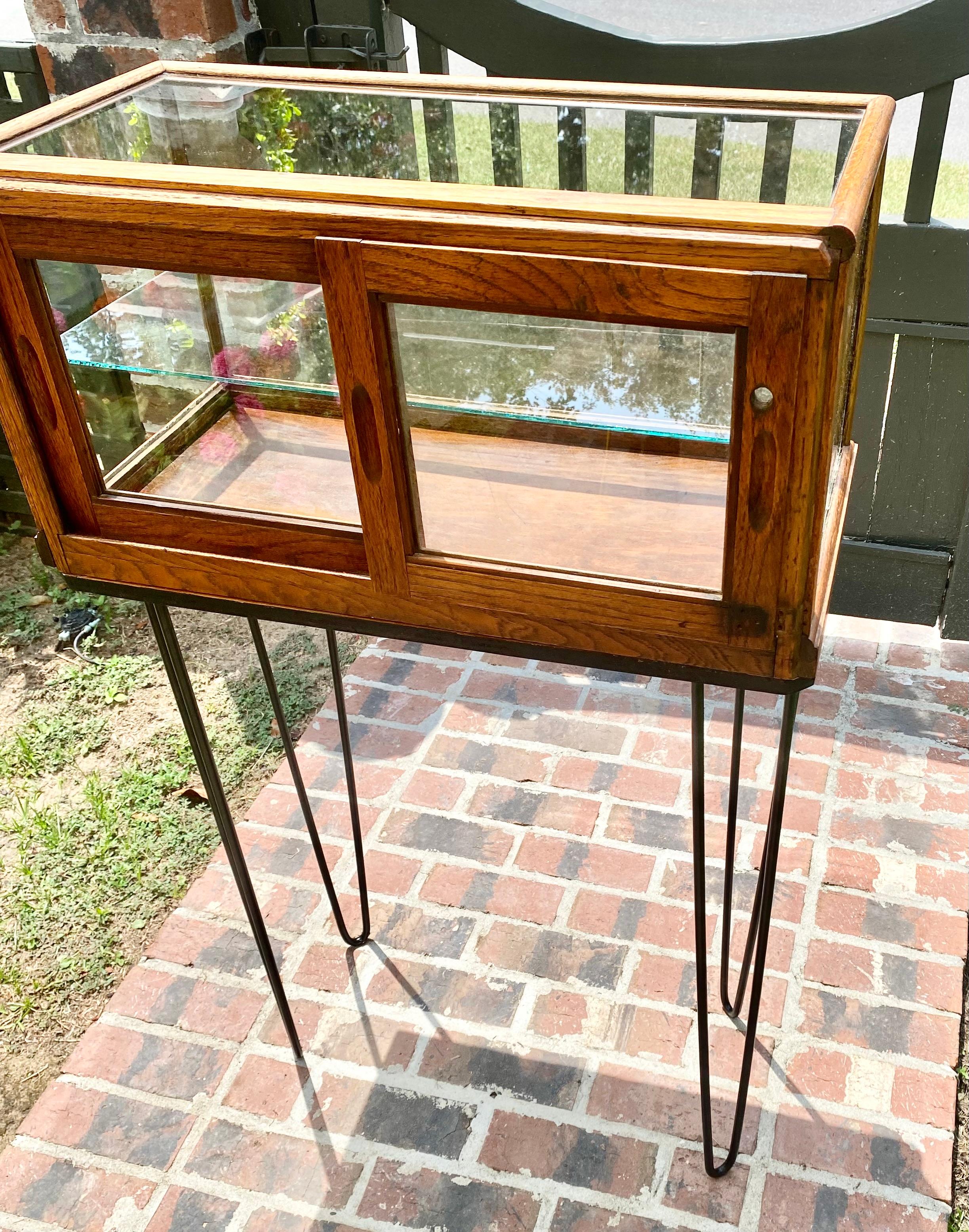 Antique Early 20th Century Oak/ Glass Store Display Cabinet 4