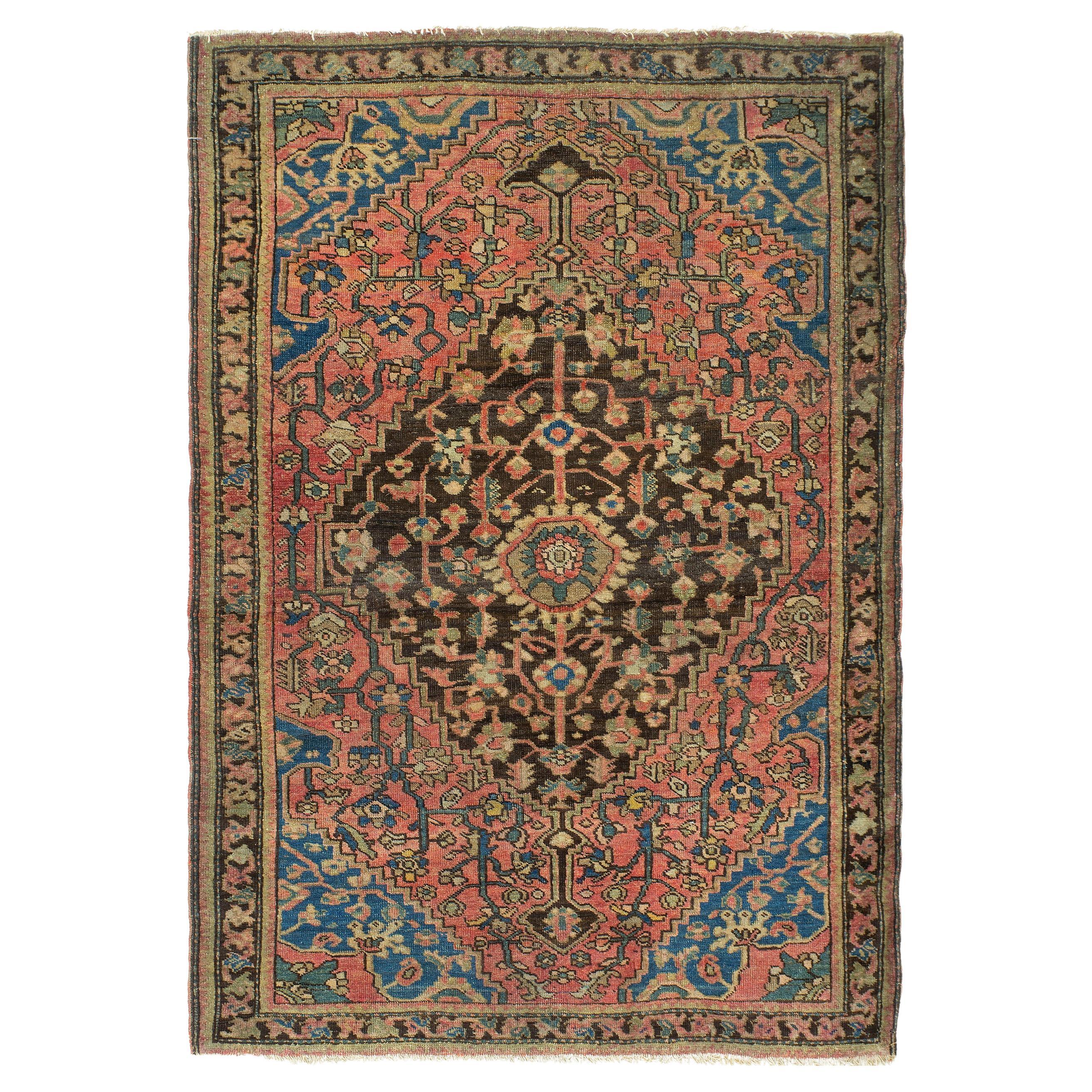 Antique Early 20th Century Persian Sarouk Rug For Sale