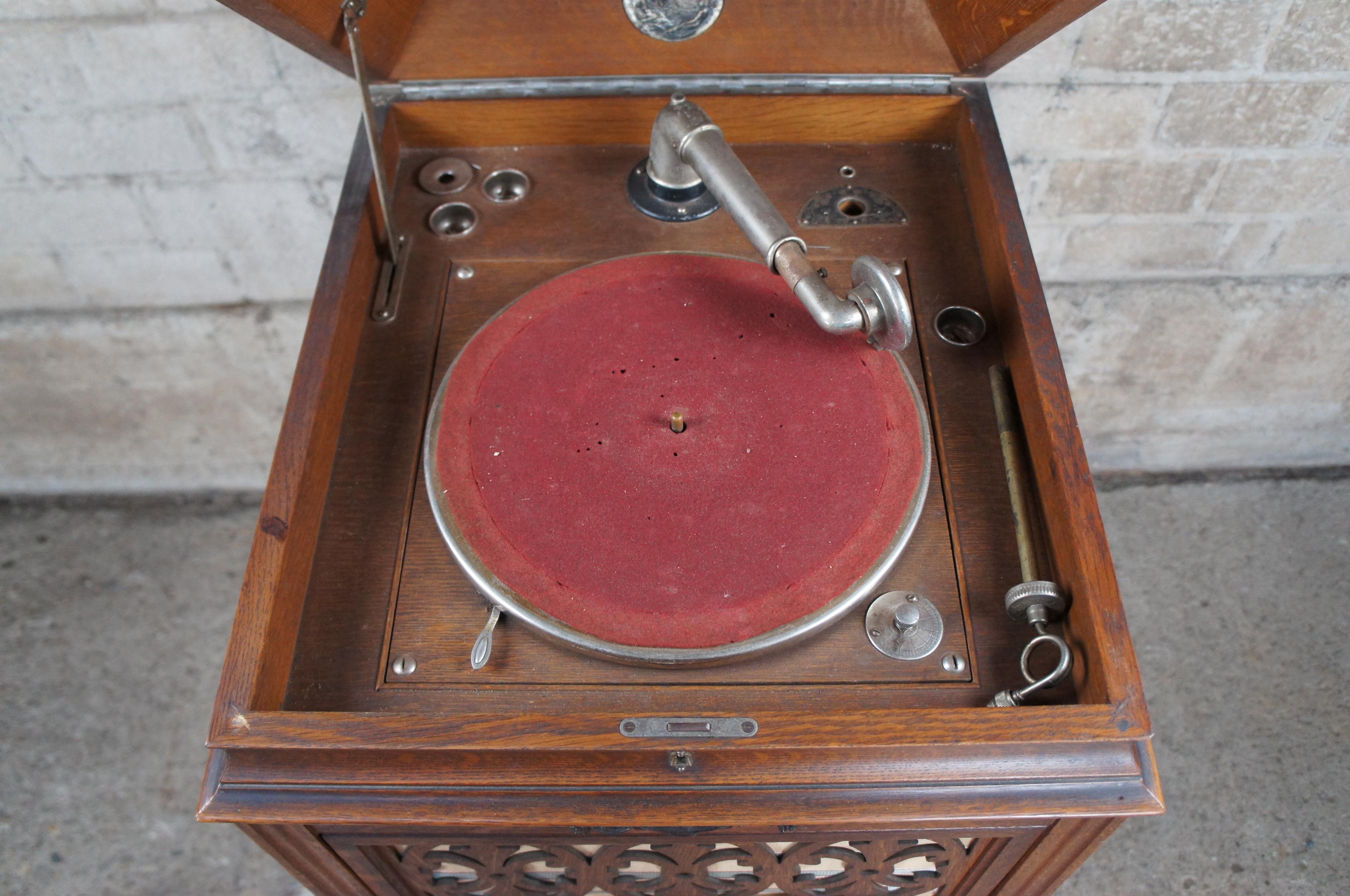 silvertone phonograph cabinet