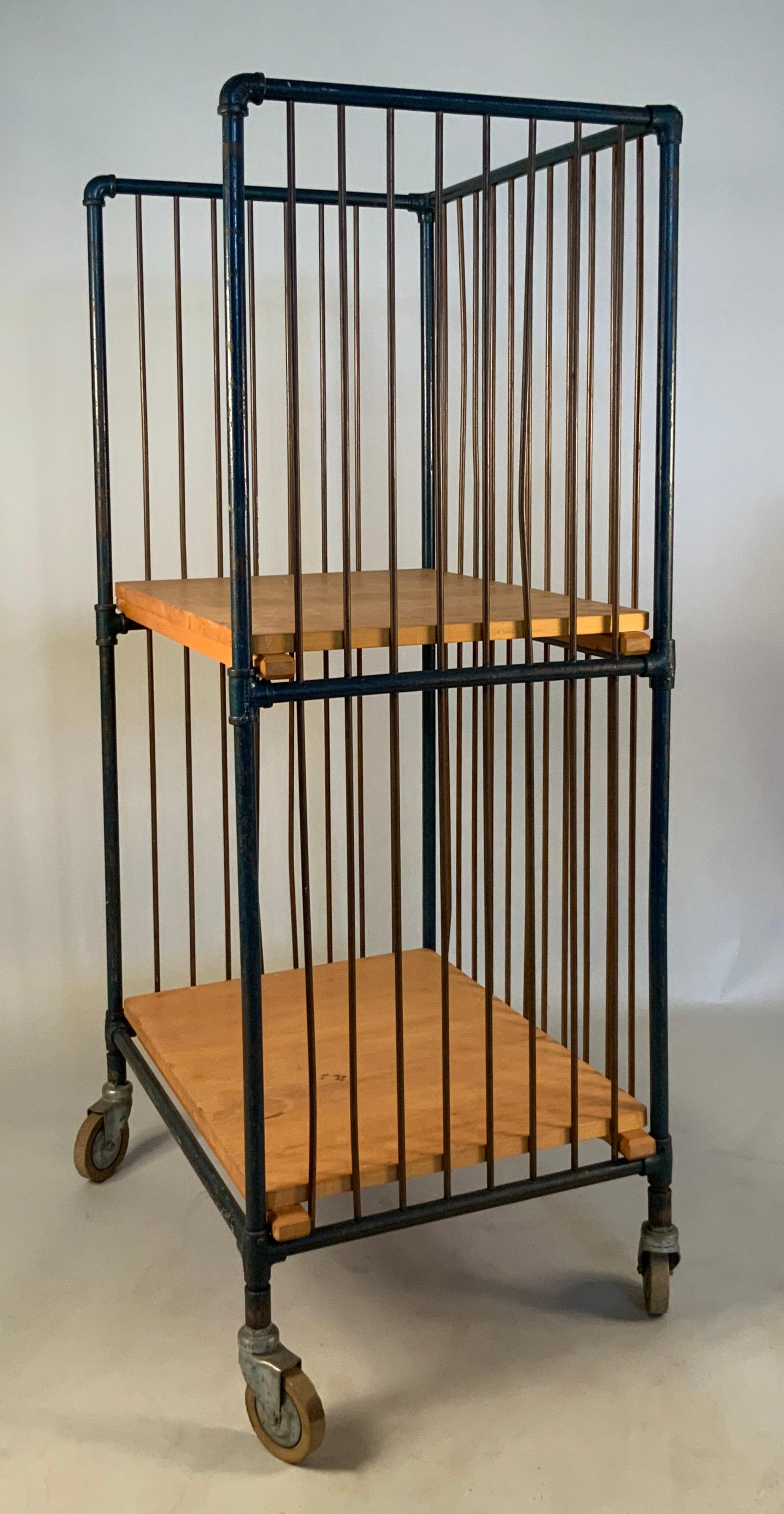 Antique Early 20th Century Rolling Bindery Library Cart In Good Condition In Hudson, NY