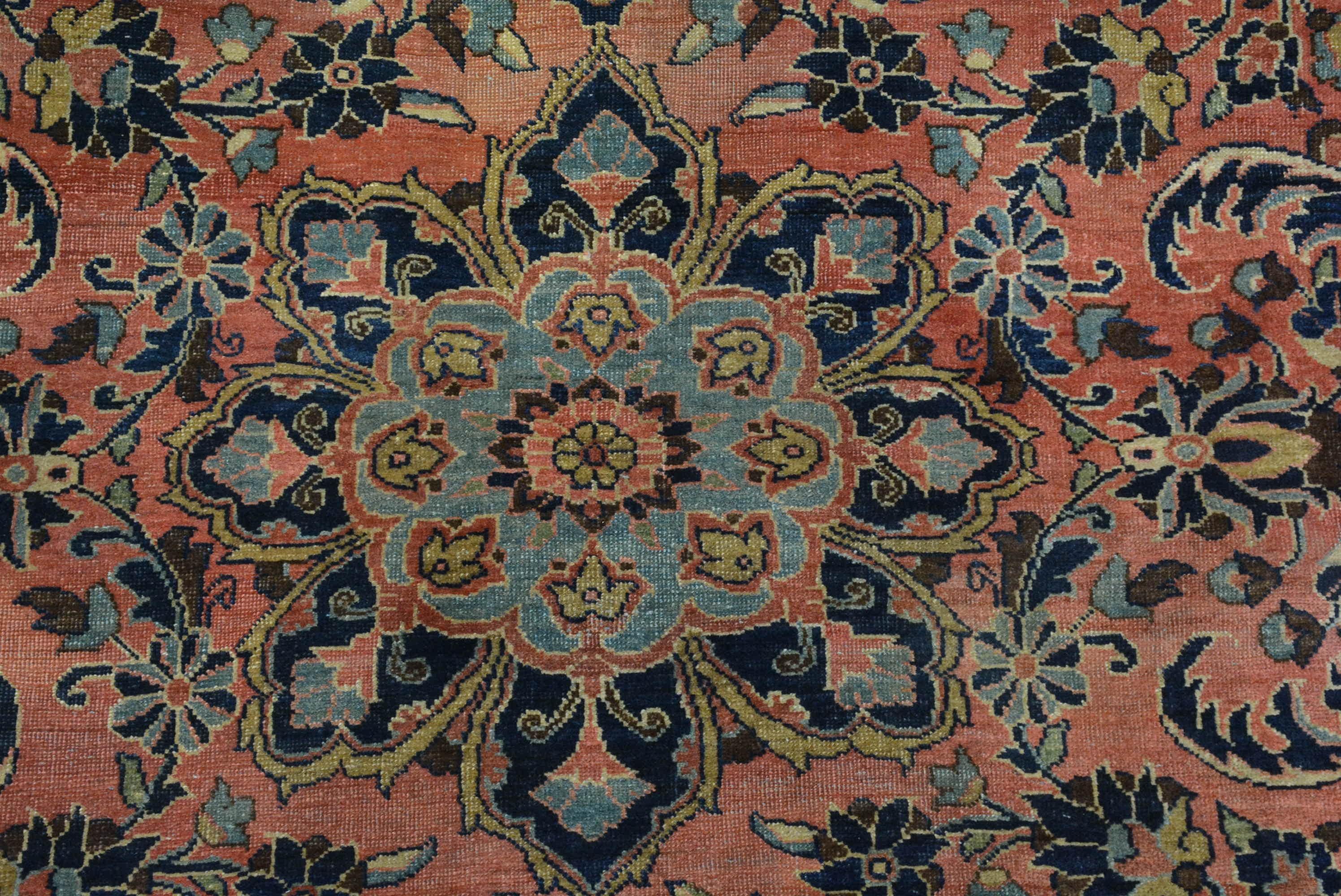 Antiker Sarouk-Teppich aus dem frühen 20. (Sarouk Farahan) im Angebot