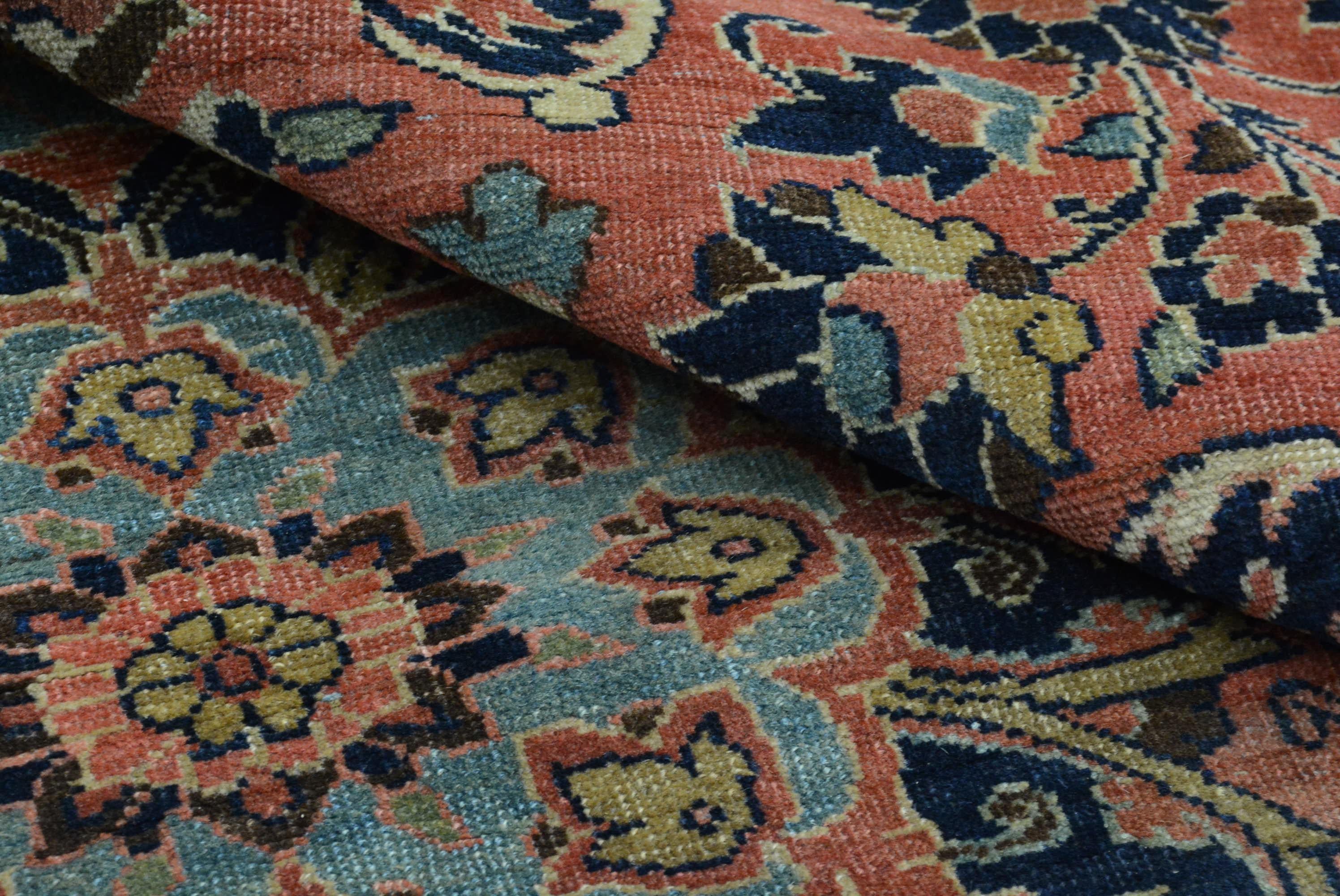 Antiker Sarouk-Teppich aus dem frühen 20. im Angebot 1