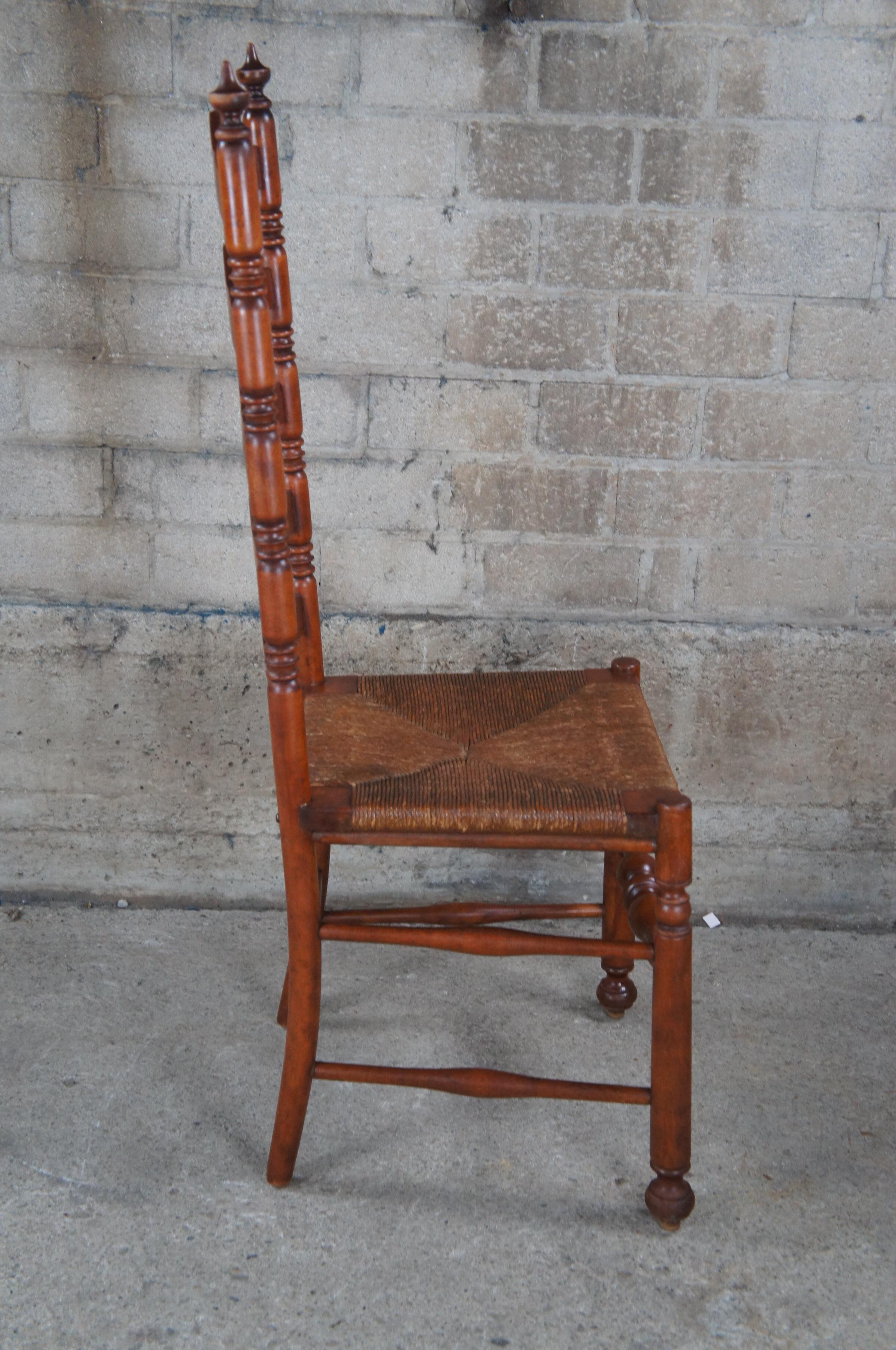 Antique Early 20th Century Shaker Oak Ladderback Side Accent Chair Rush Seat For Sale 6