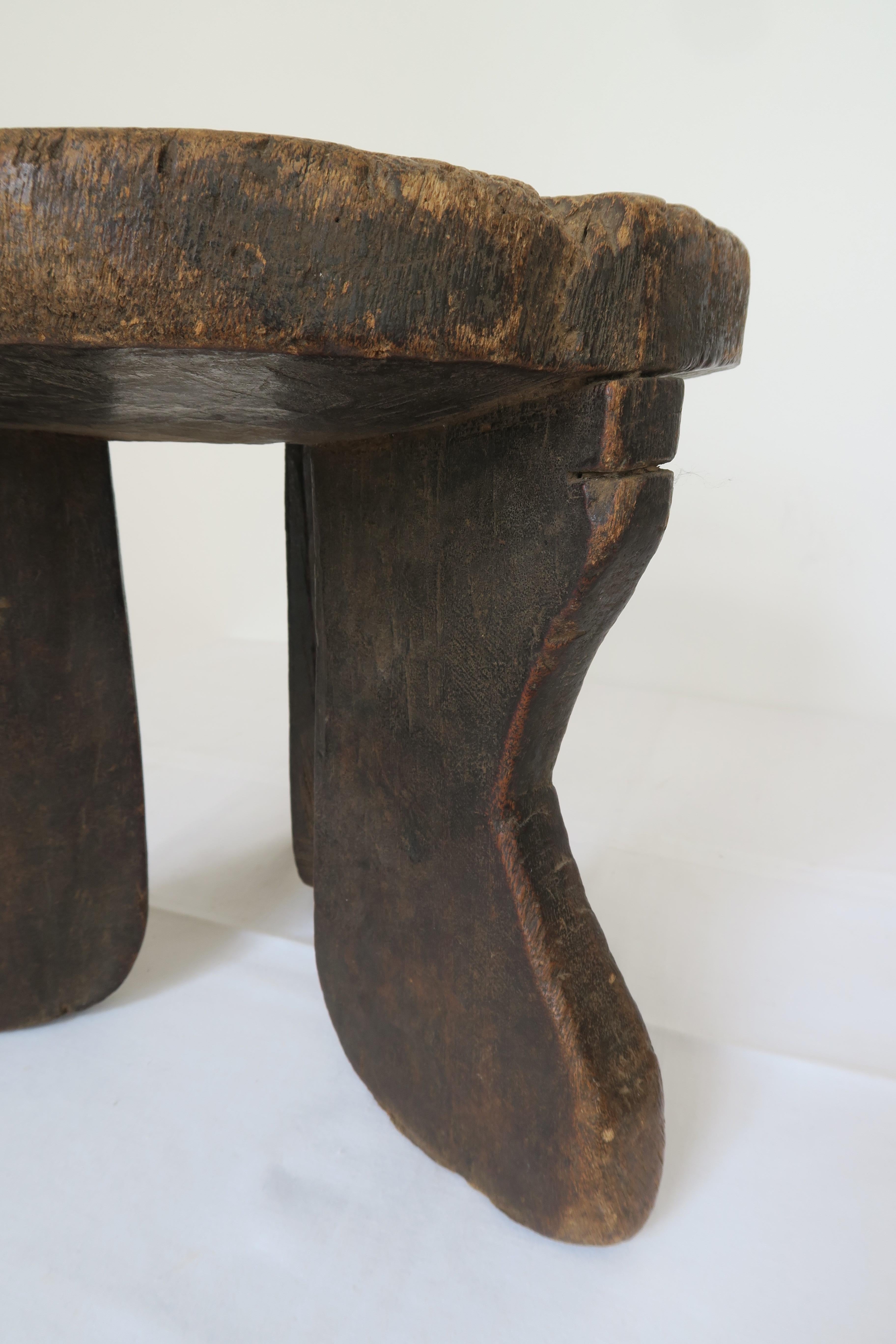 Antique Early 20th Century Tribal Hehe Stool, Tanzania In Excellent Condition In Vienna, AT