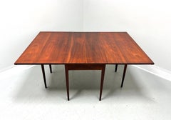 Ancienne table de salle à manger Hepplewhite Gateleg en noyer du début du 20e siècle