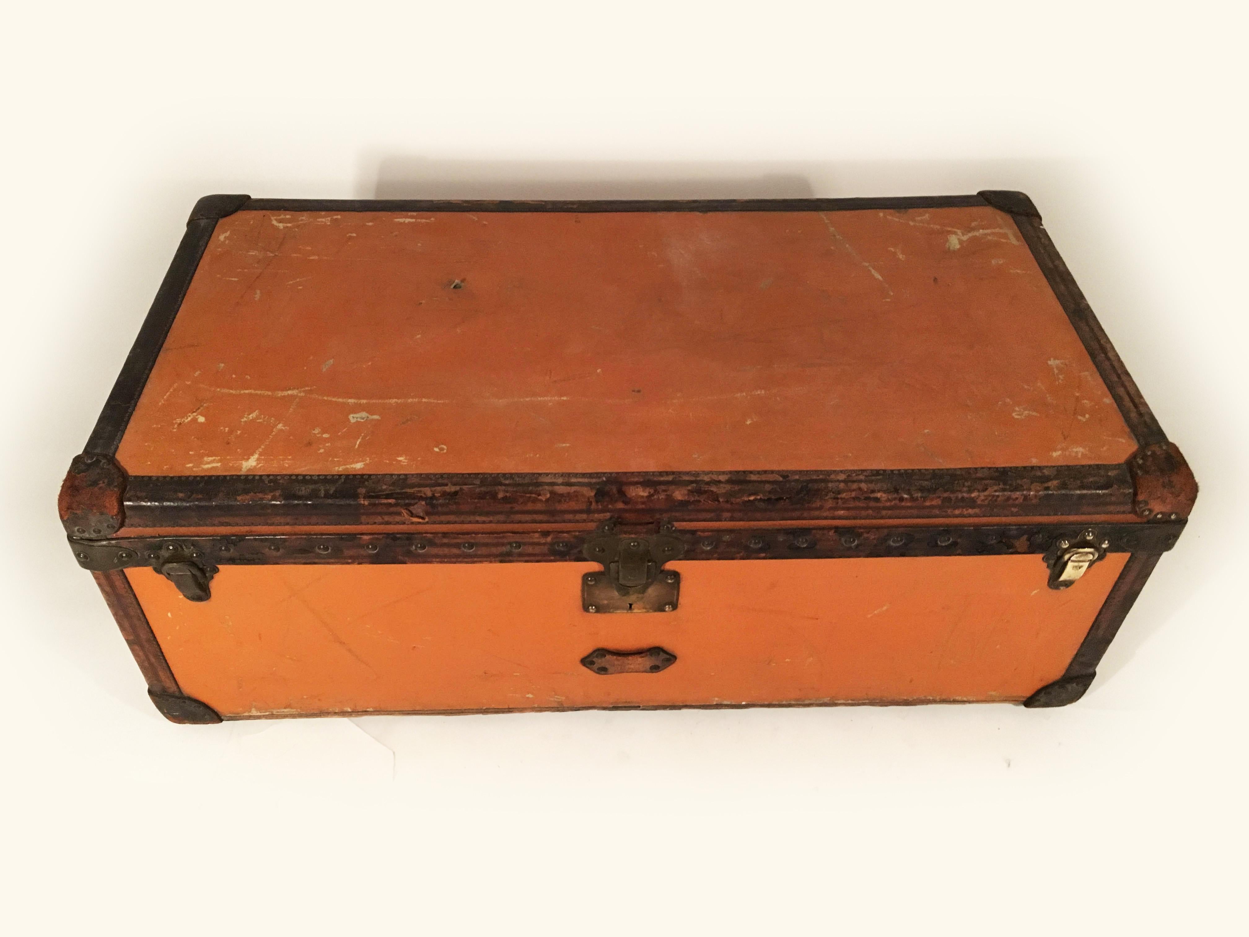 French Large Early 20th Louis Vuitton Orange Vuittonite Malle Cabin Trunk, Paris 1910 For Sale