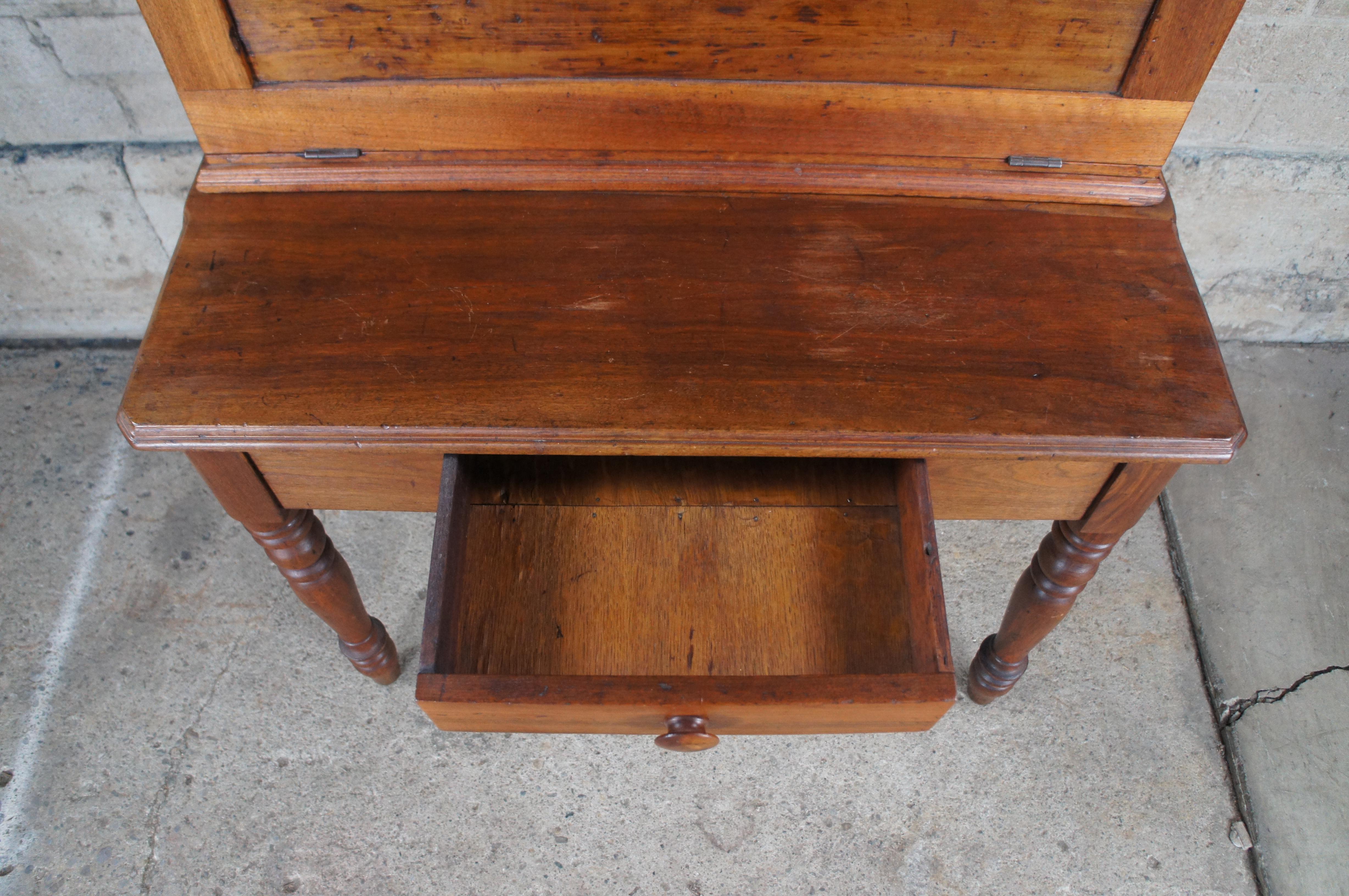 A.I.C. Cupboard Antique Early American 19th C Plantation Desk Secretary Bookcase Hutch Cupboard en vente 1
