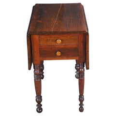 Antique Early American Federal Cherry Drop Leaf Parlor Side Accent Table
