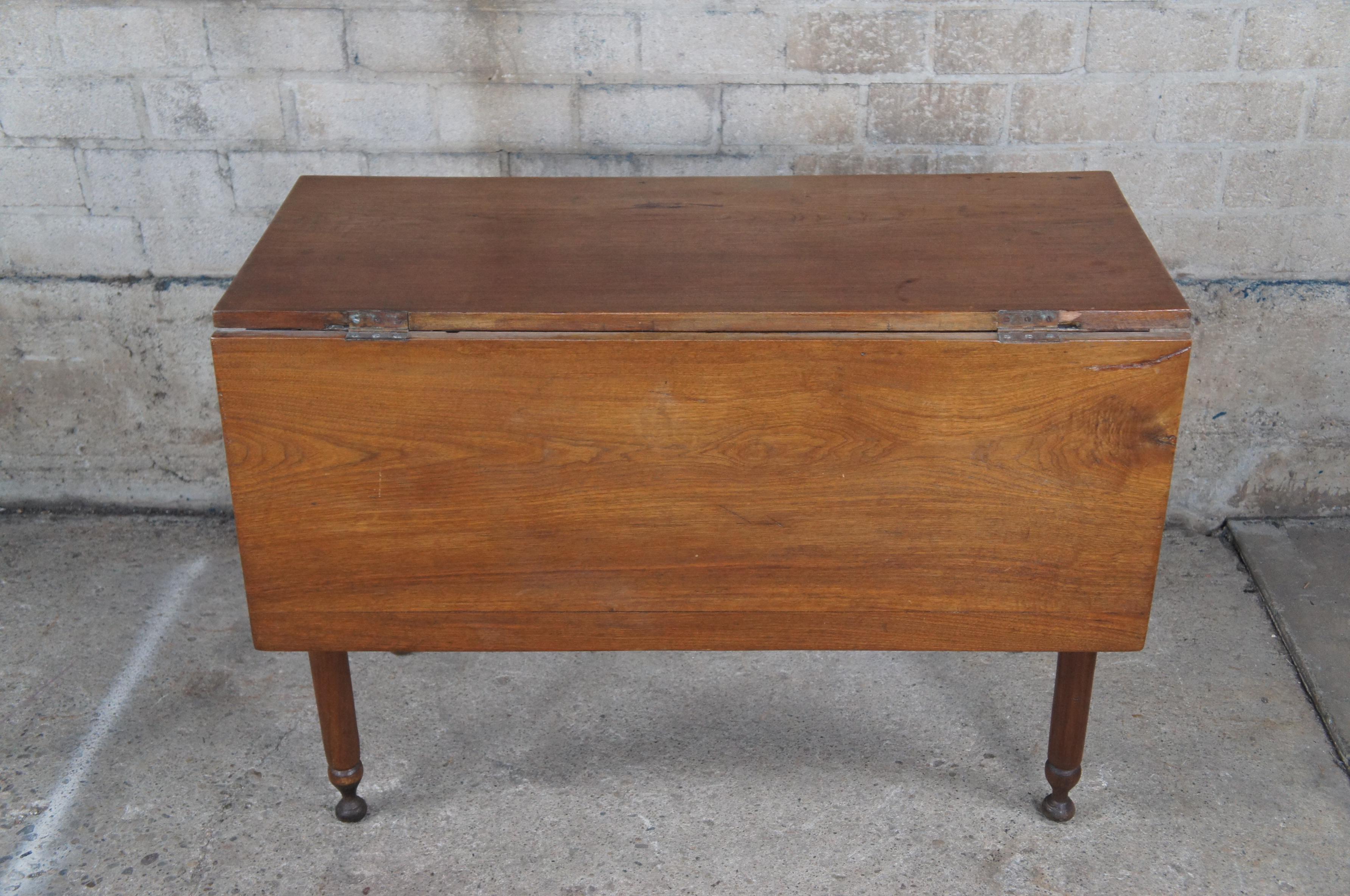 Antique Early American Walnut Drop Leaf Farmhouse Dining Table Entry Console 41