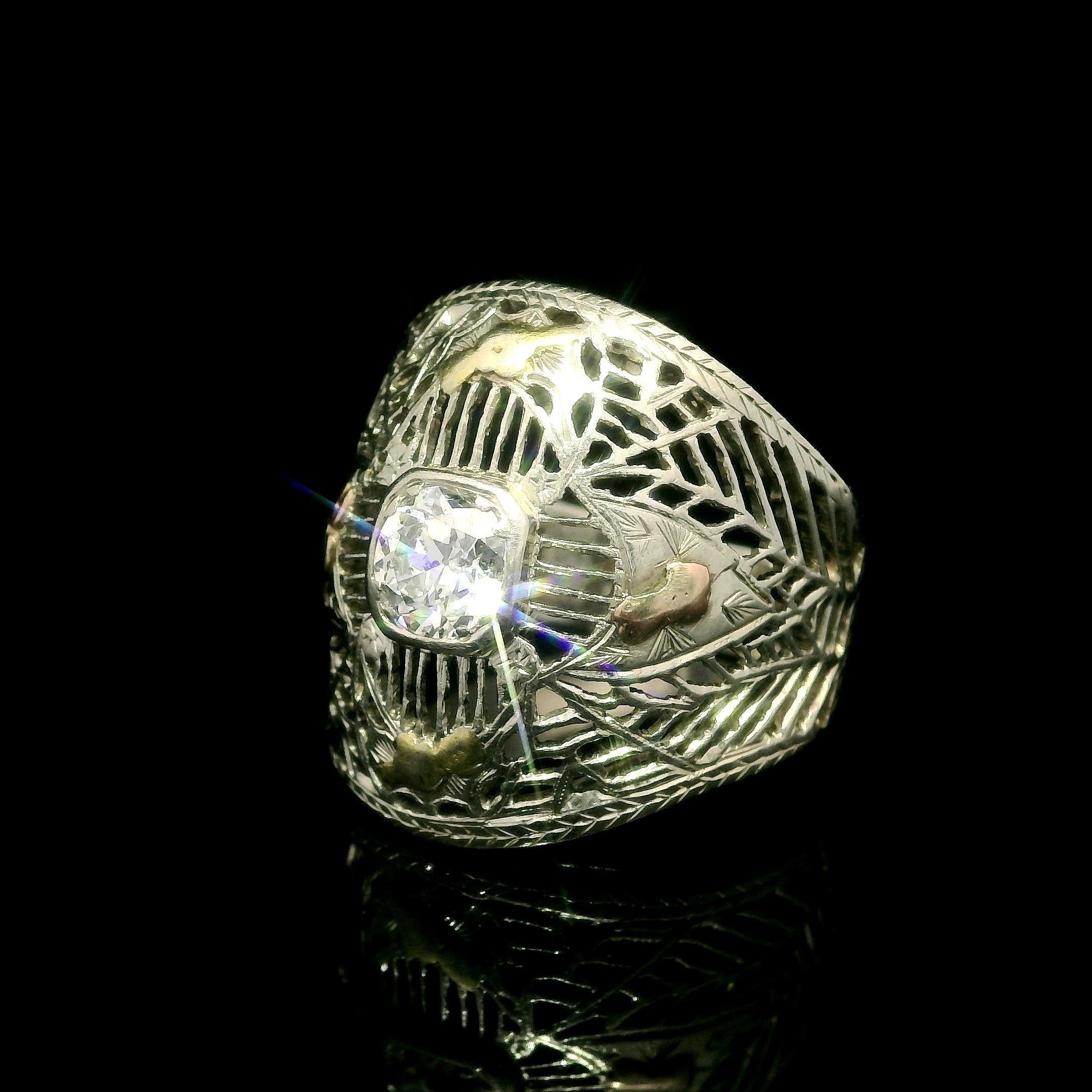 Taille vieille Europe Antiquities Early Art Deco 14k Gold .60ct Diamond Filigree Wide Cigar Band Ring en vente